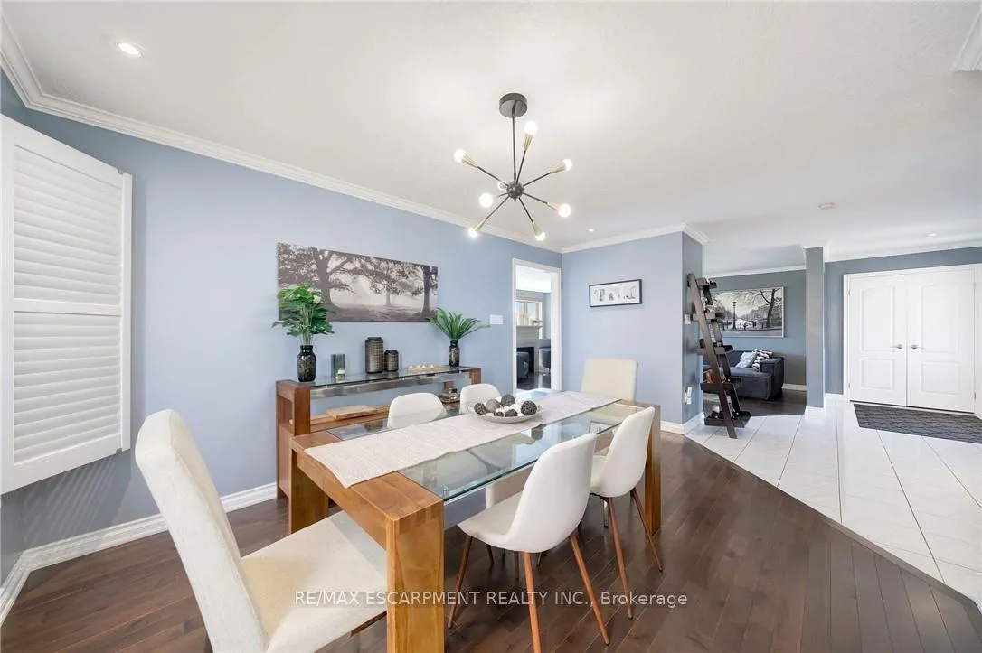 Photo 18 of 786 Upper Horning Road, Hamilton, Gurnett — HOMEH