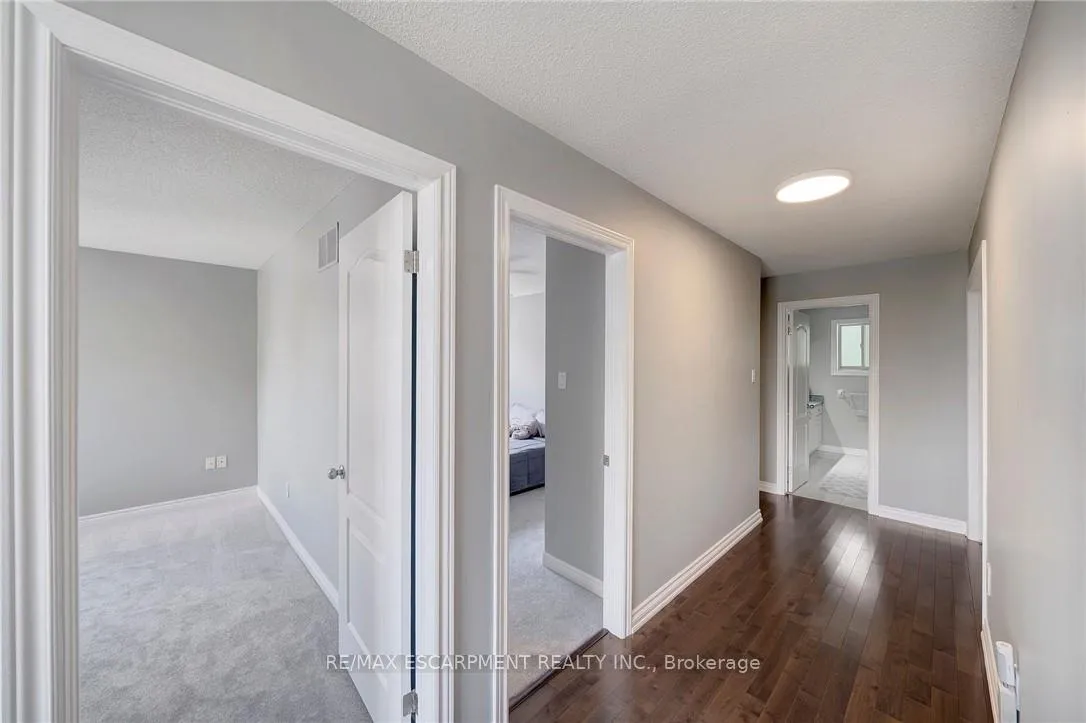 Photo 22 of 786 Upper Horning Road, Hamilton, Gurnett — HOMEH
