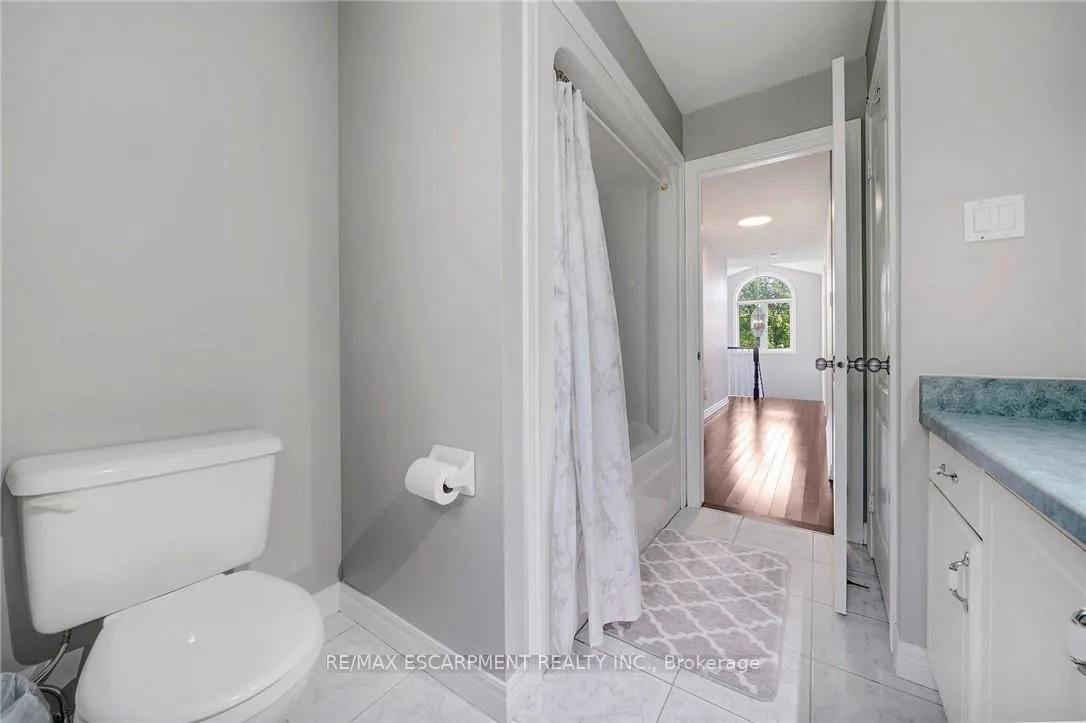 Photo 30 of 786 Upper Horning Road, Hamilton, Gurnett — HOMEH