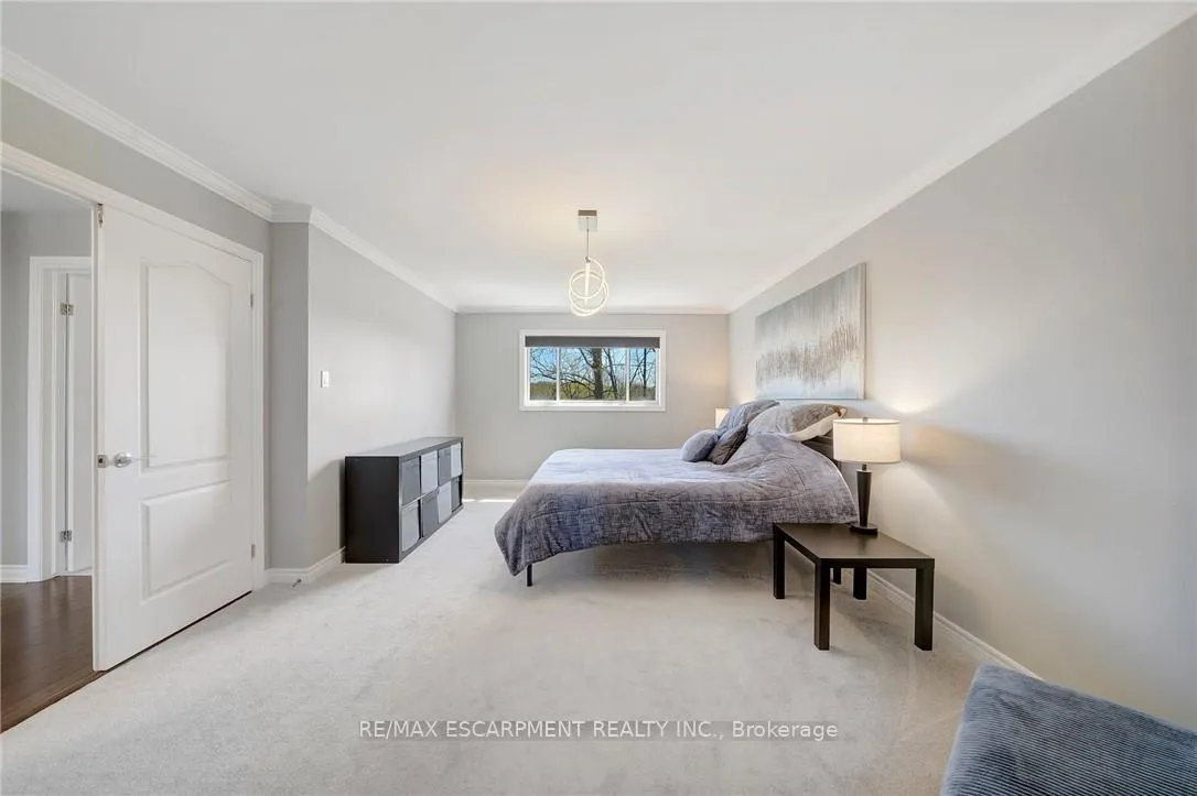 Photo 32 of 786 Upper Horning Road, Hamilton, Gurnett — HOMEH