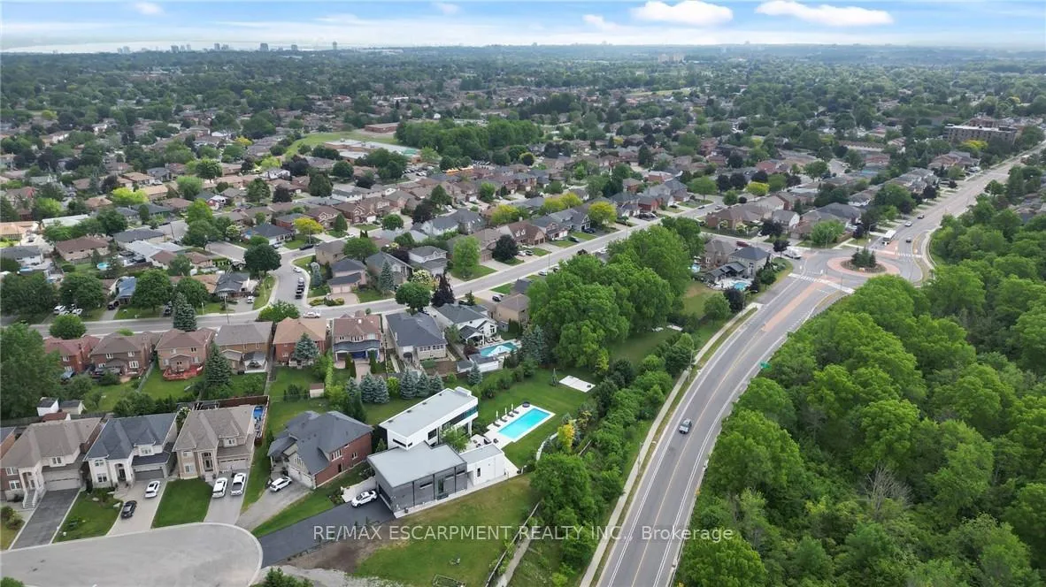 Photo 49 of 786 Upper Horning Road, Hamilton, Gurnett — HOMEH