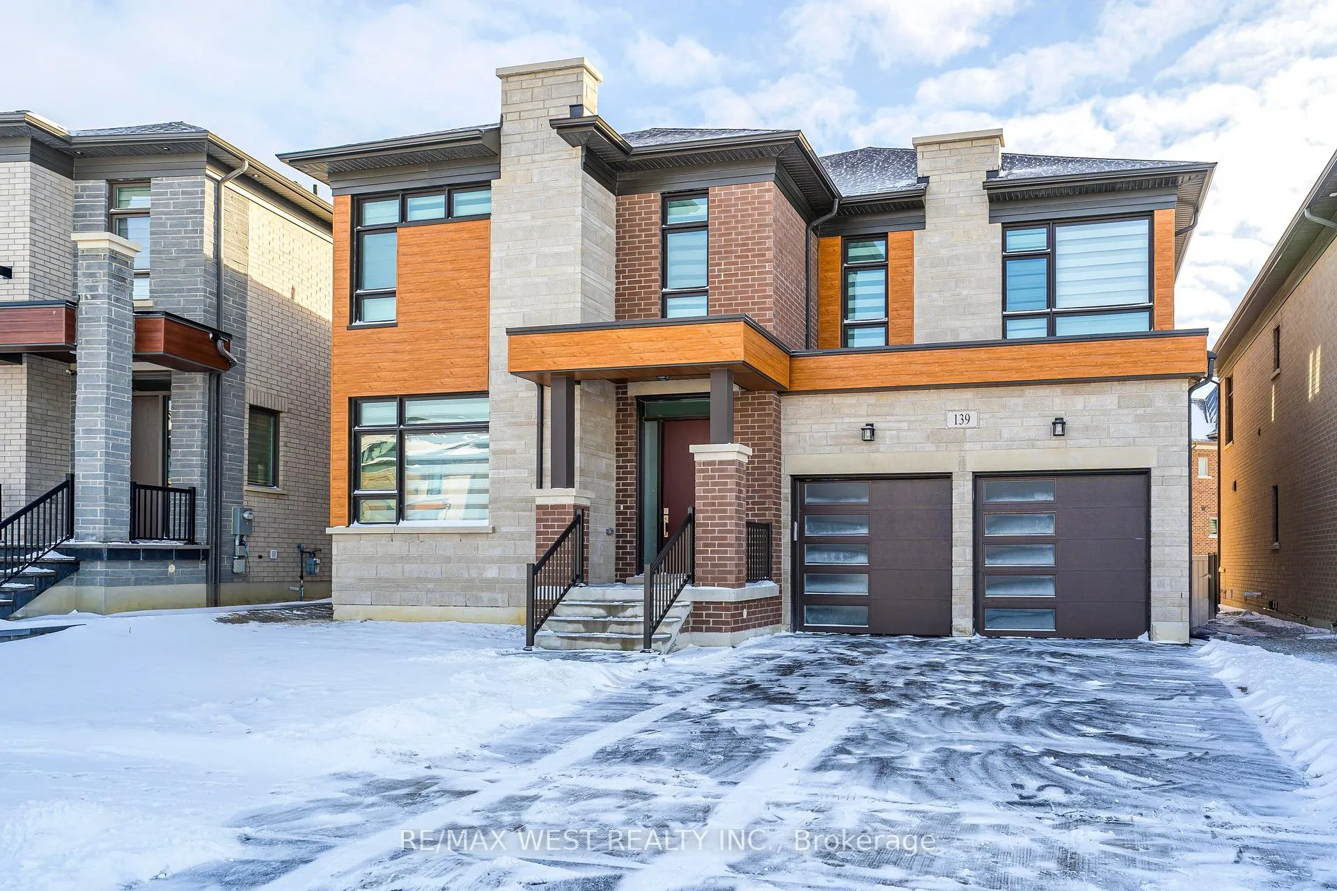 Front of 139 Ballantyne Boulevard