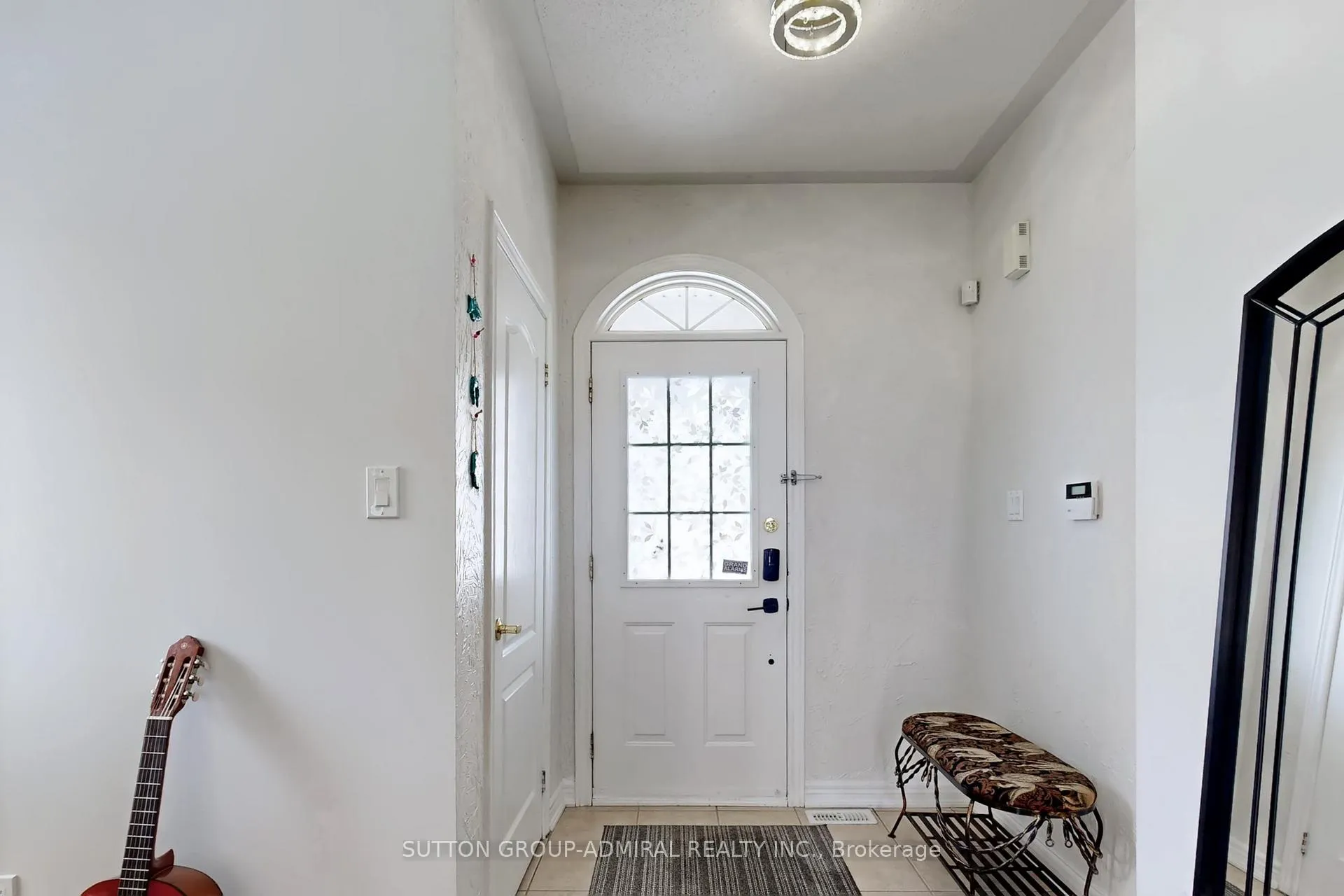 Photo 6 of 98 Dewpoint Road, Vaughan, Patterson — HOMEH
