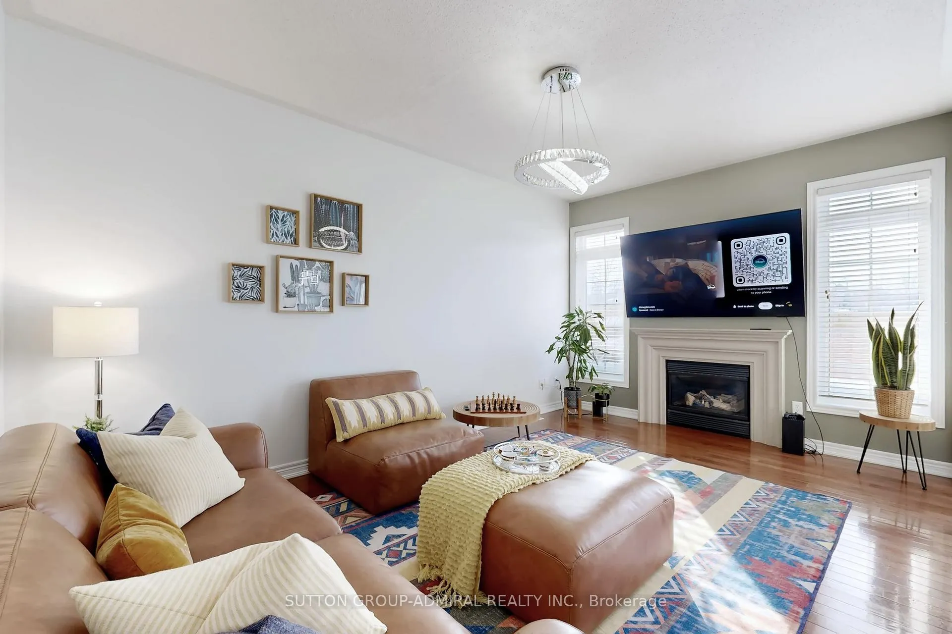 Photo 15 of 98 Dewpoint Road, Vaughan, Patterson — HOMEH
