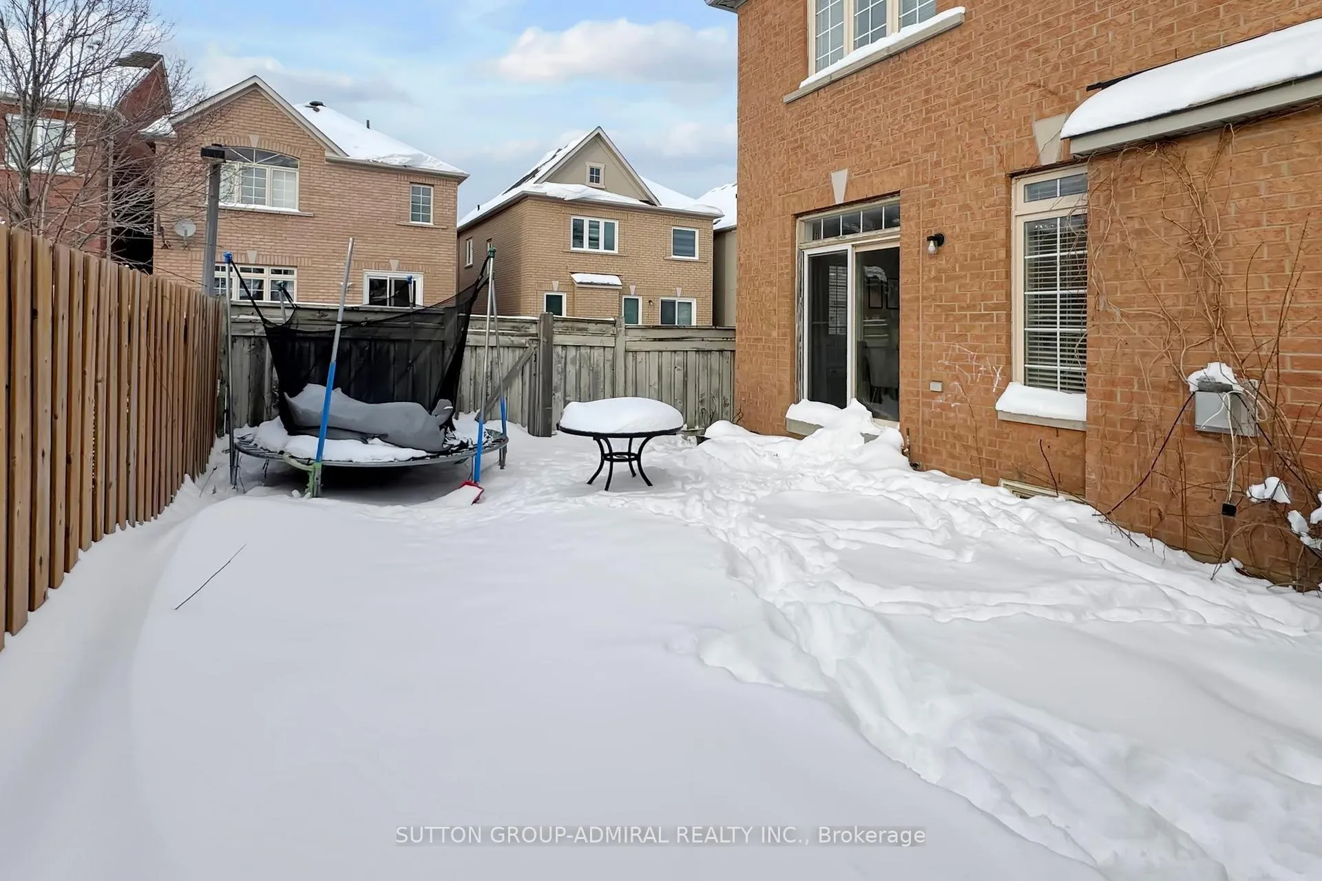 Photo 49 of 98 Dewpoint Road, Vaughan, Patterson — HOMEH
