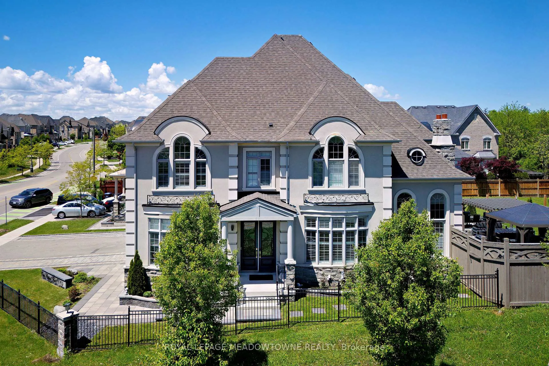 Front of 1 Royal West Drive