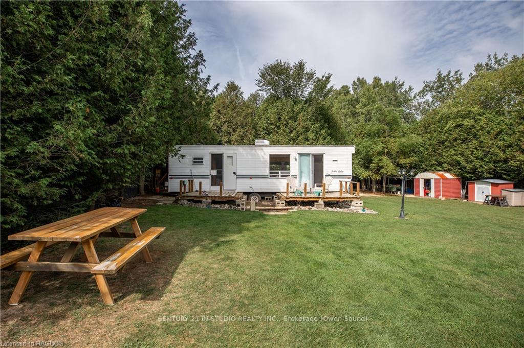 Photo 19 of 105 Crawford Rd, Chatsworth — HOMEH