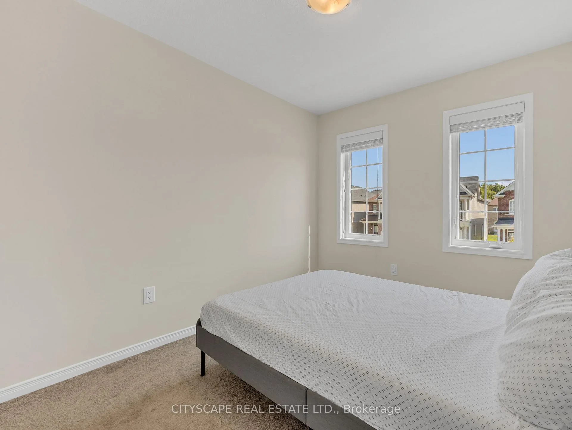 Photo 14 of 7725 Shagbark Avenue, Niagara Falls, Brown — HOMEH