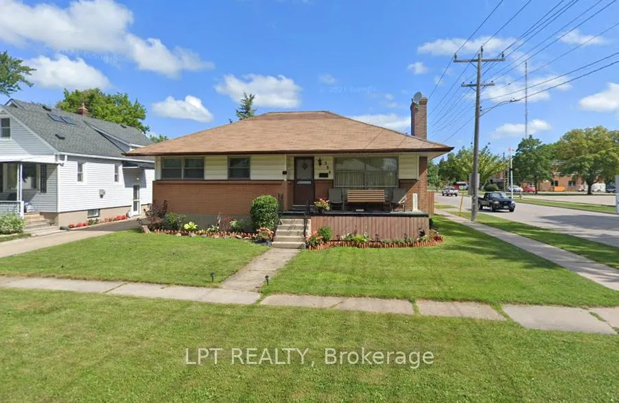 Front of 384 Bright Street