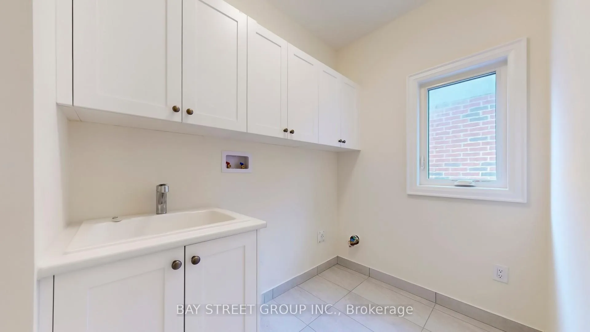 Photo 33 of 4279 Major Mackenzie Drive E, Markham, Angus Glen — HOMEH