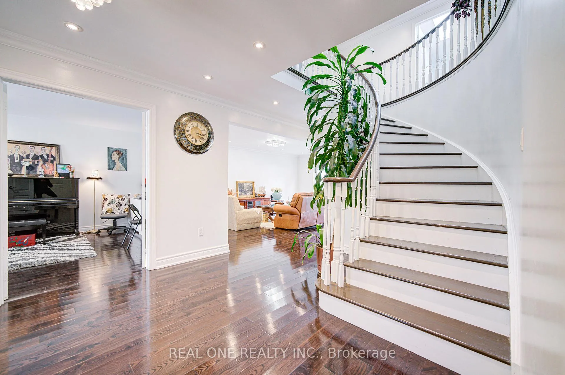 Photo 10 of 72 Highgate Drive, Markham, Milliken Mills West — HOMEH