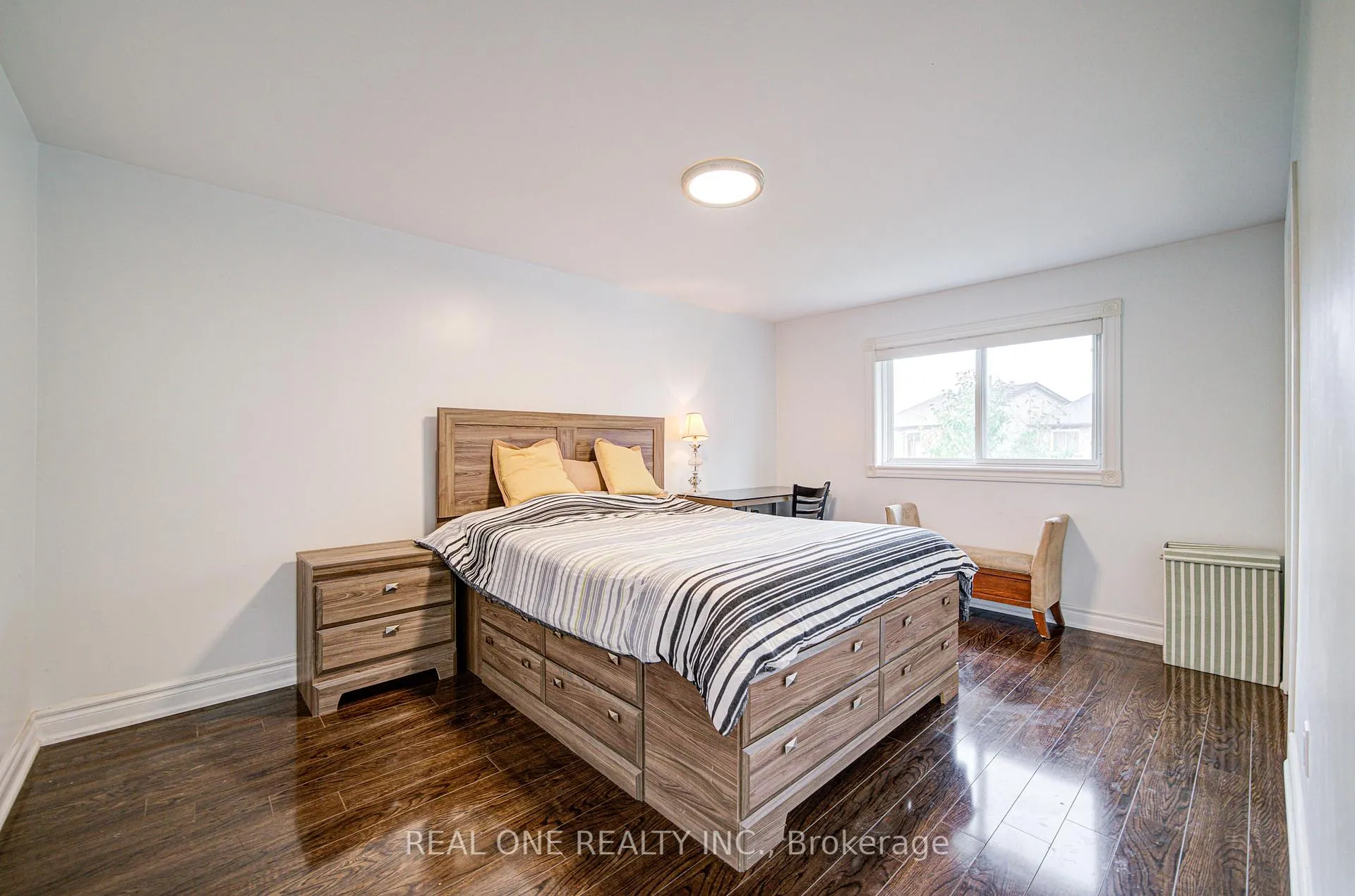 Photo 23 of 72 Highgate Drive, Markham, Milliken Mills West — HOMEH