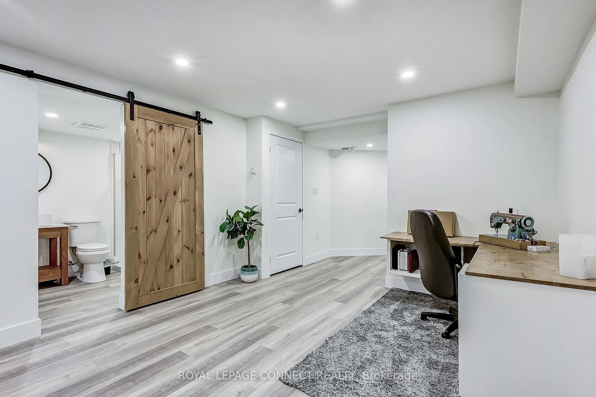 Photo 39 of 3 Michael Cummings Court, Uxbridge — HOMEH
