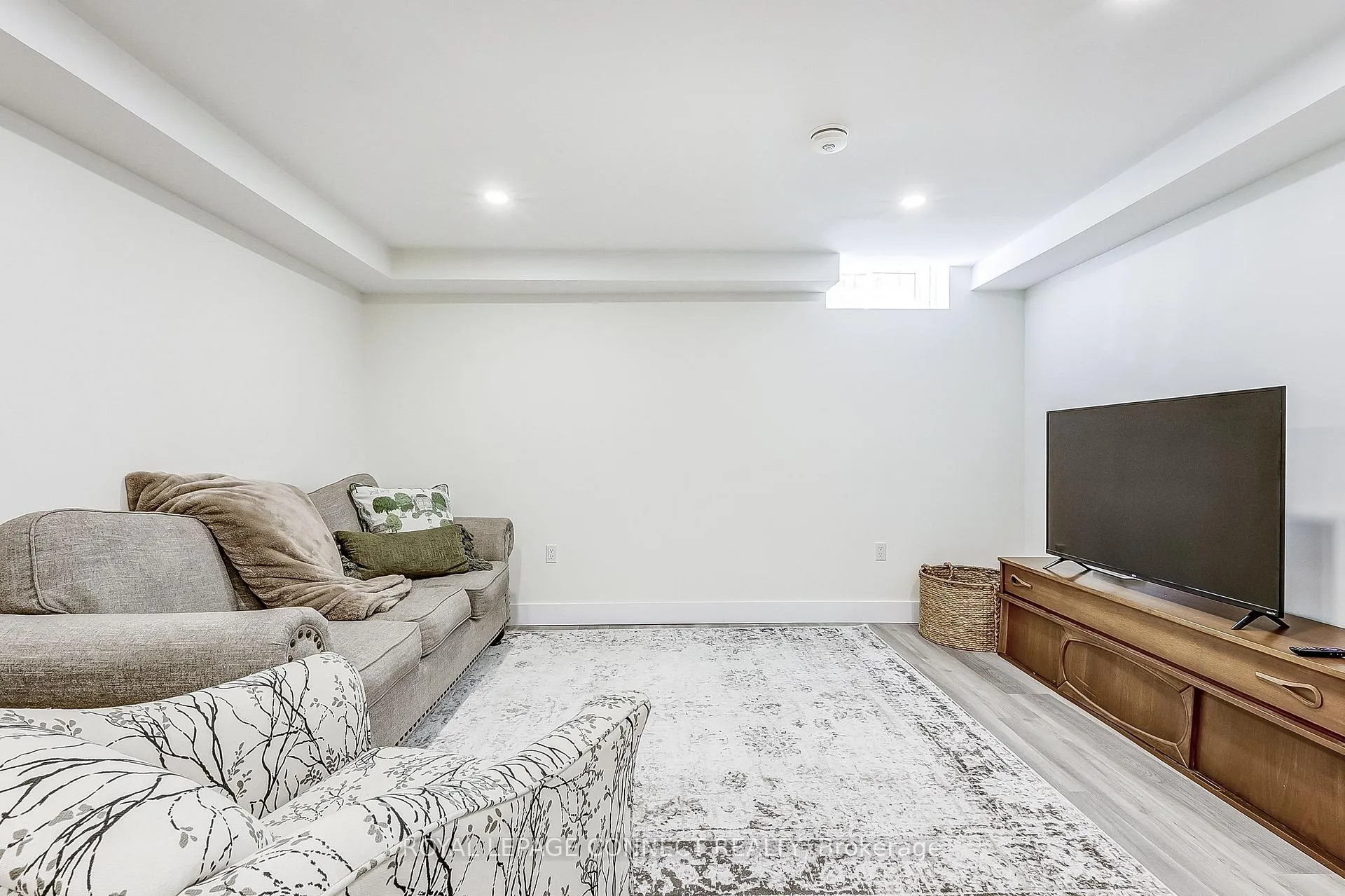 Photo 42 of 3 Michael Cummings Court, Uxbridge — HOMEH