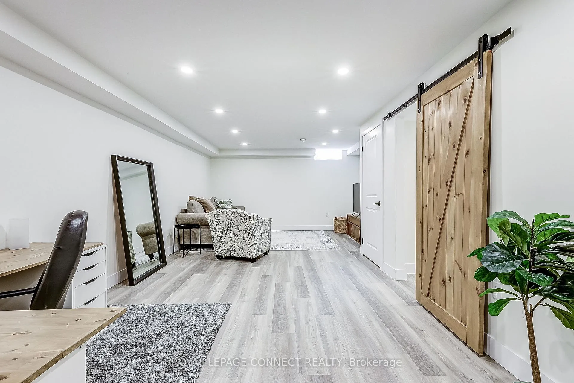Photo 43 of 3 Michael Cummings Court, Uxbridge — HOMEH