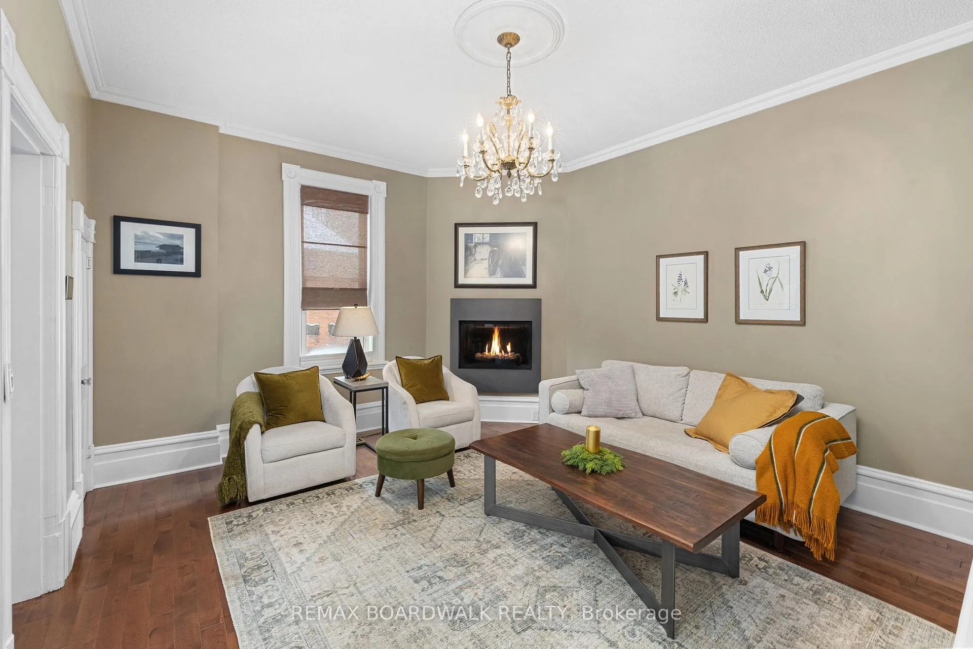 Photo 10 of 103 Lake Avenue E, Carleton Place — HOMEH