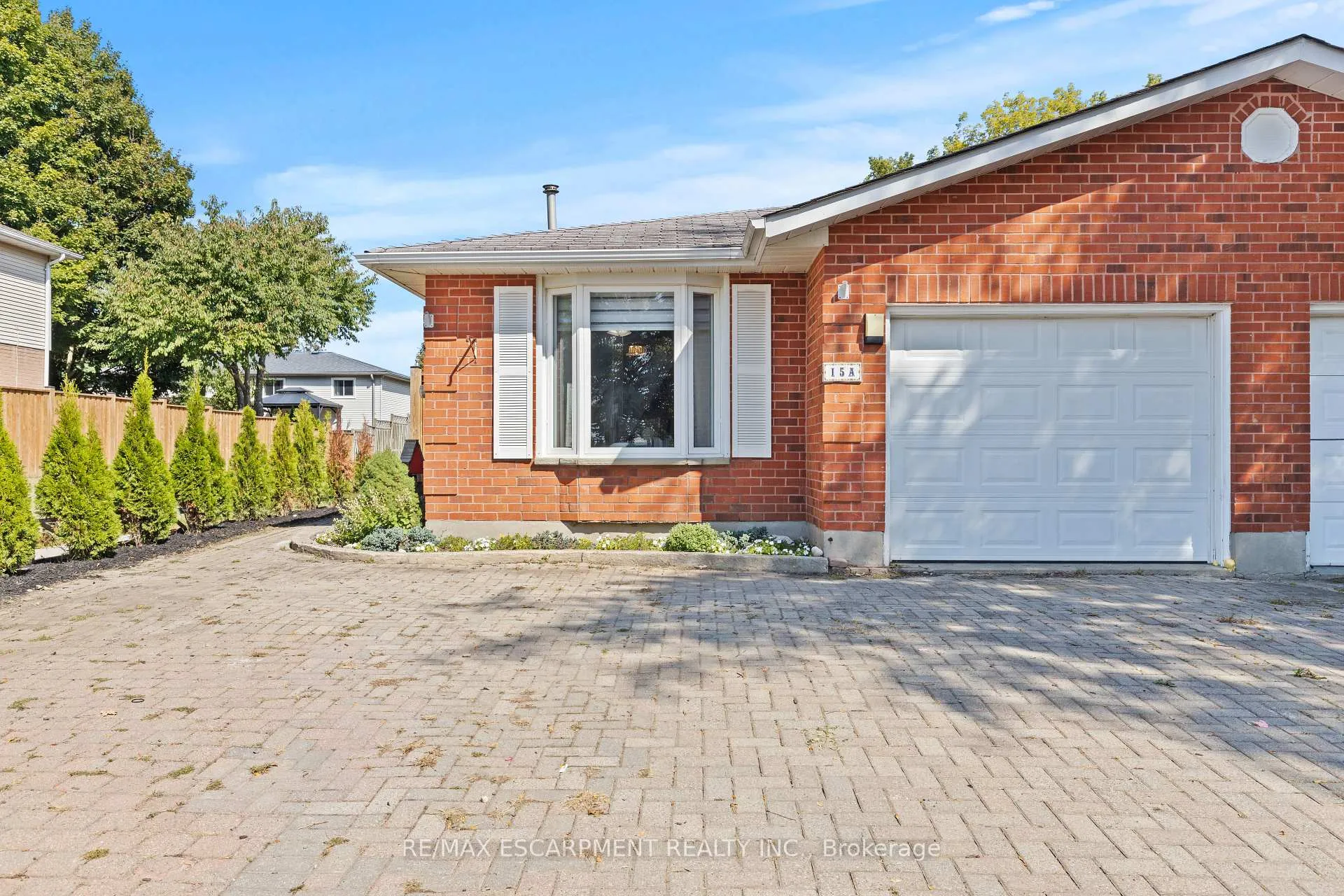Photo 1 of Unit A, 15 Oak Avenue, Brant, Paris — HOMEH