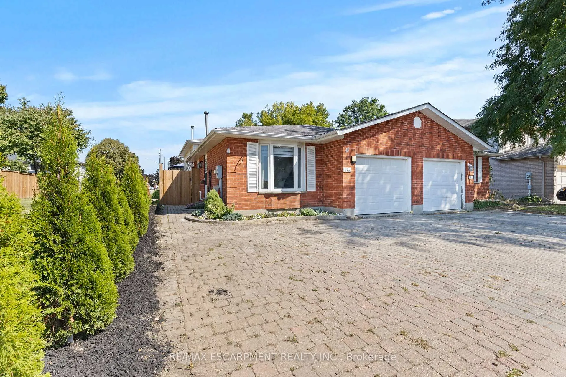Photo 3 of Unit A, 15 Oak Avenue, Brant, Paris — HOMEH