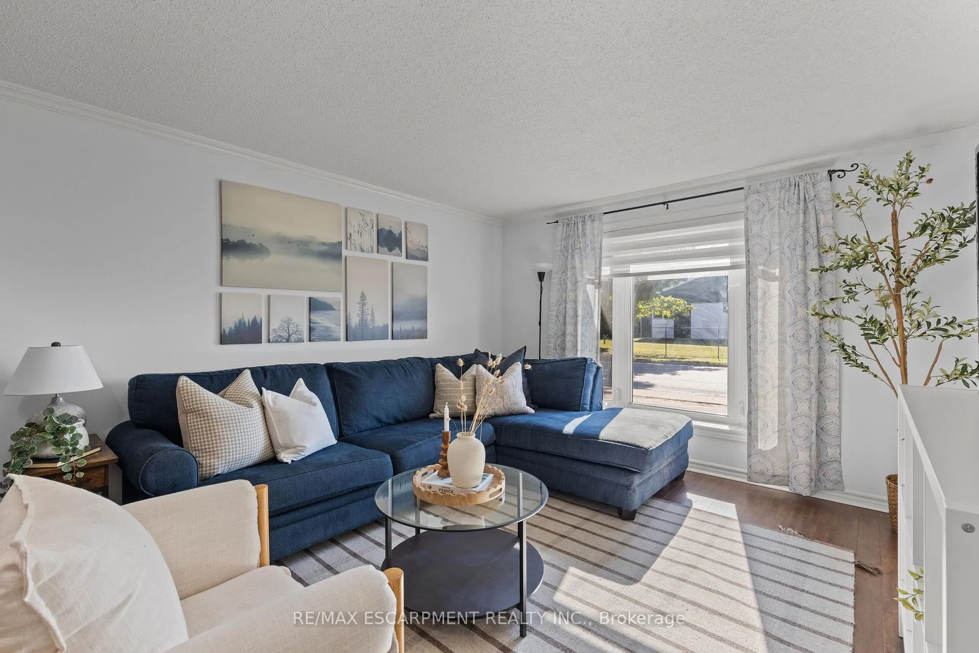 Photo 7 of Unit A, 15 Oak Avenue, Brant, Paris — HOMEH