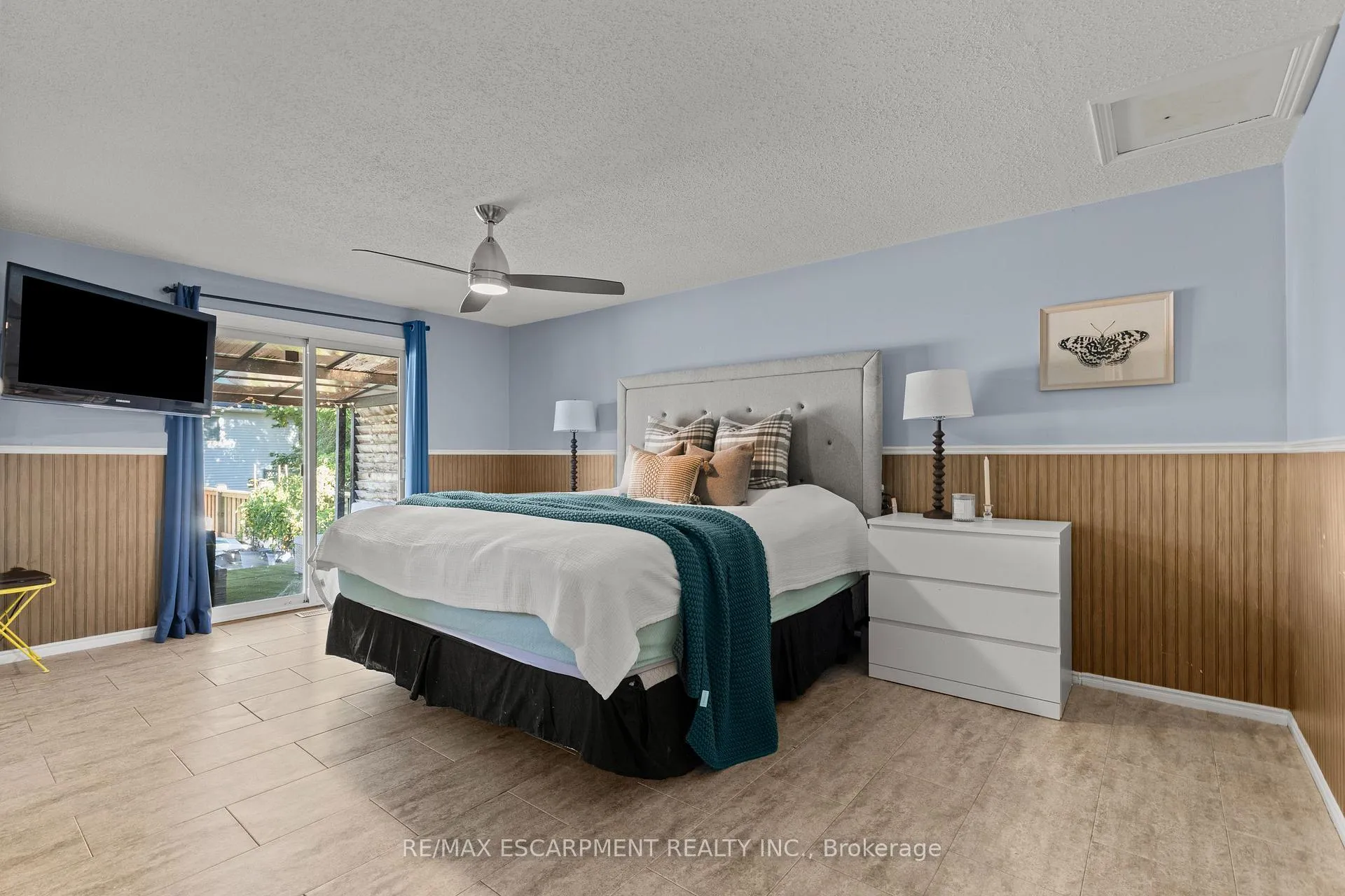 Photo 16 of Unit A, 15 Oak Avenue, Brant, Paris — HOMEH