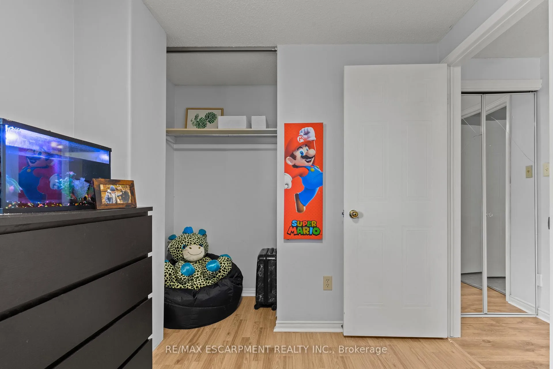 Photo 20 of Unit A, 15 Oak Avenue, Brant, Paris — HOMEH
