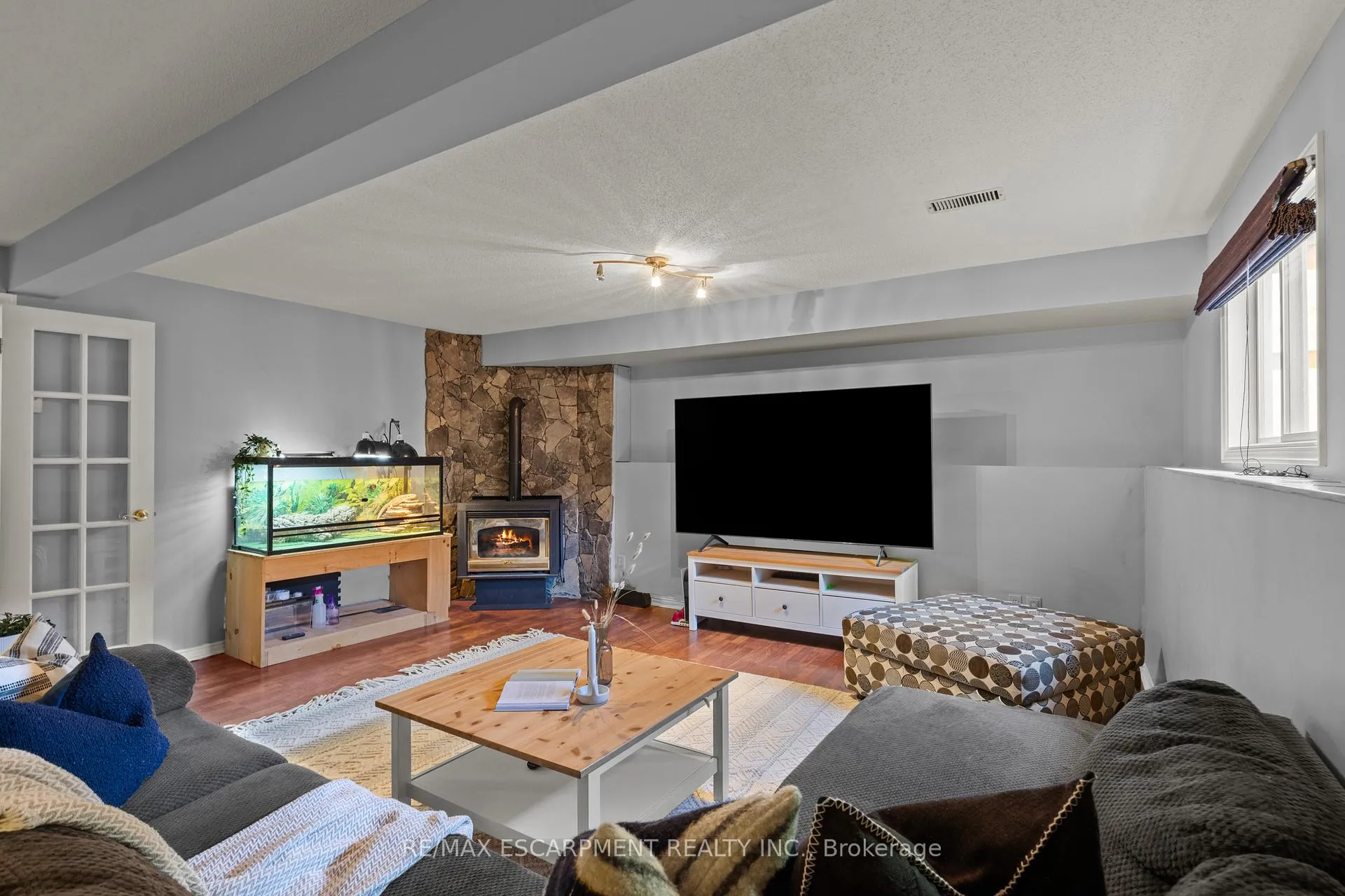 Photo 25 of Unit A, 15 Oak Avenue, Brant, Paris — HOMEH