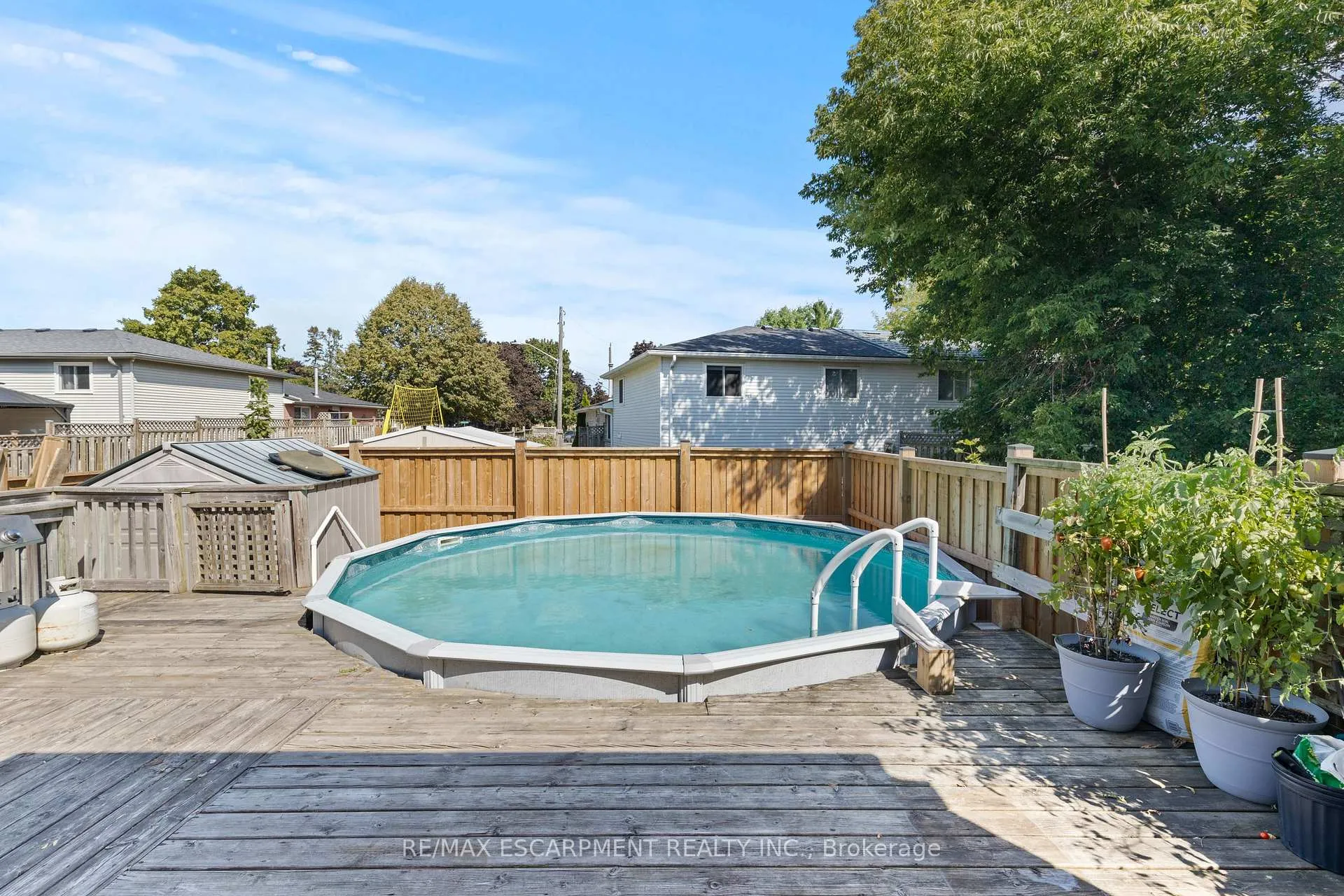 Photo 33 of Unit A, 15 Oak Avenue, Brant, Paris — HOMEH