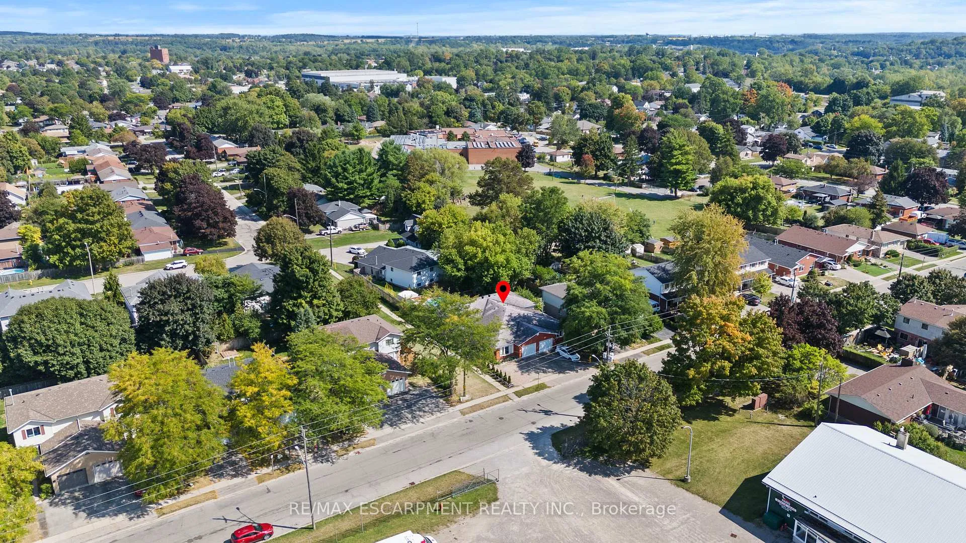 Photo 36 of Unit A, 15 Oak Avenue, Brant, Paris — HOMEH