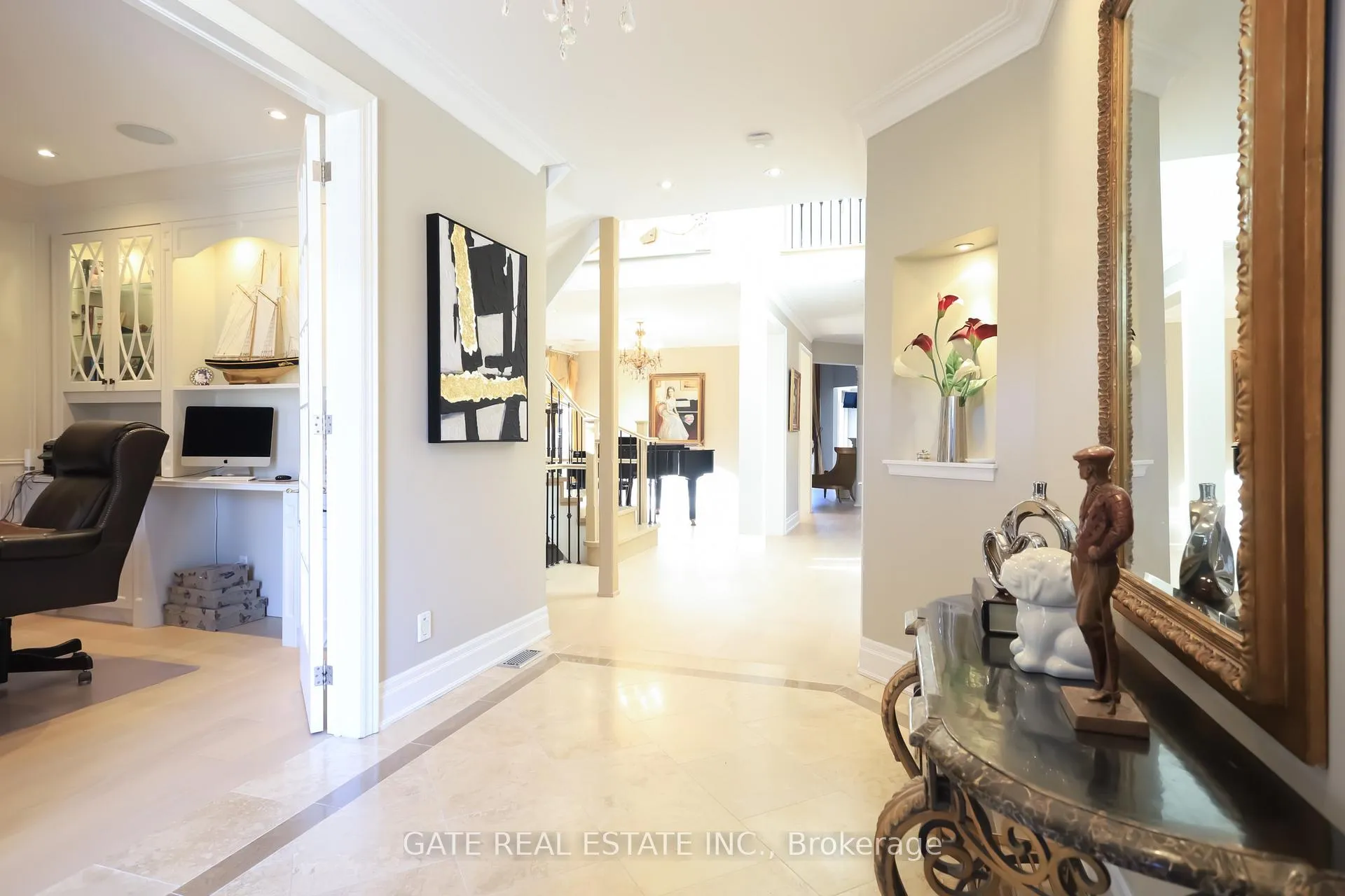 Photo 2 of 2 Ormsby Court, Richmond Hill, Bayview Hill — HOMEH