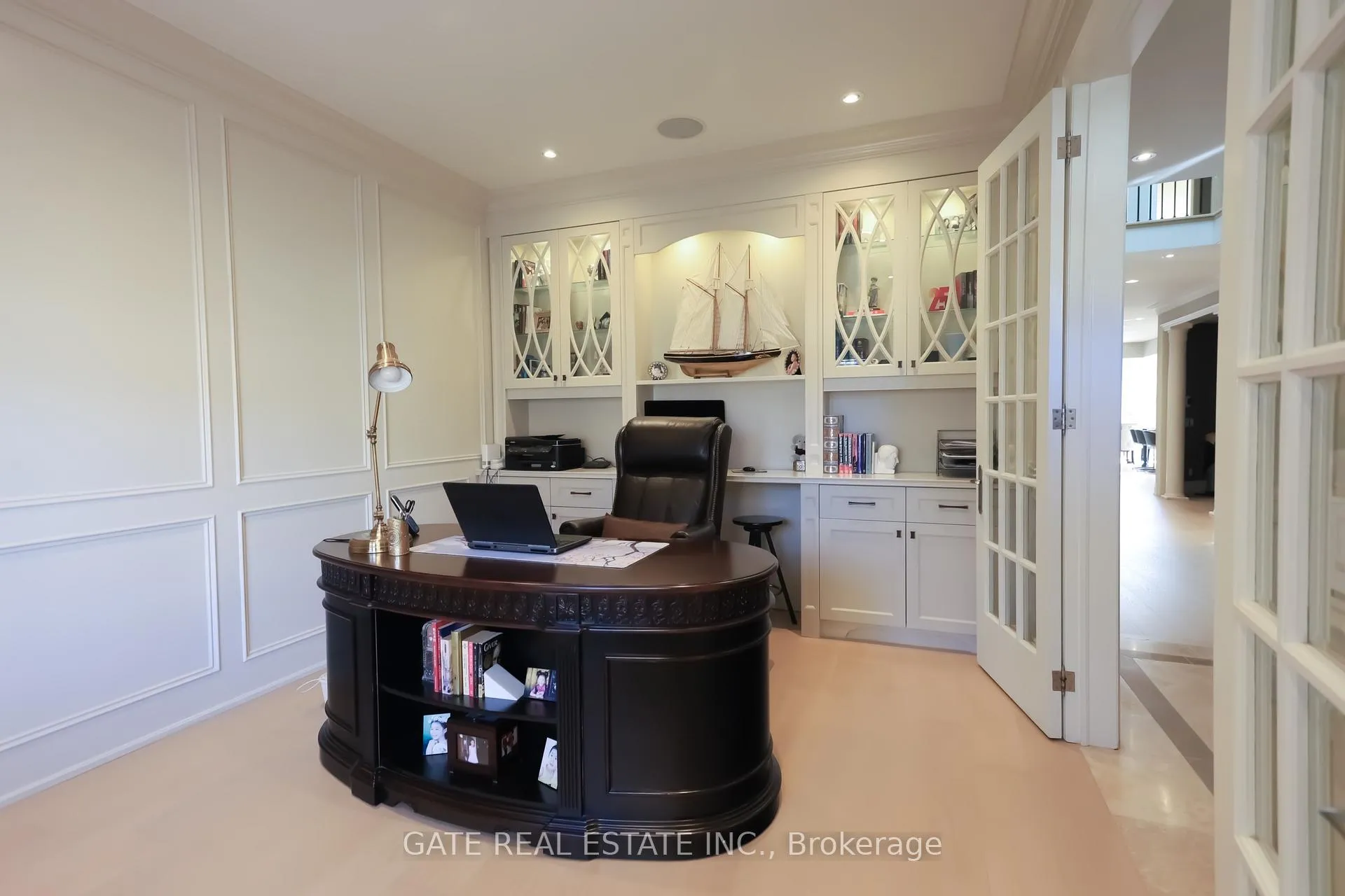 Photo 4 of 2 Ormsby Court, Richmond Hill, Bayview Hill — HOMEH