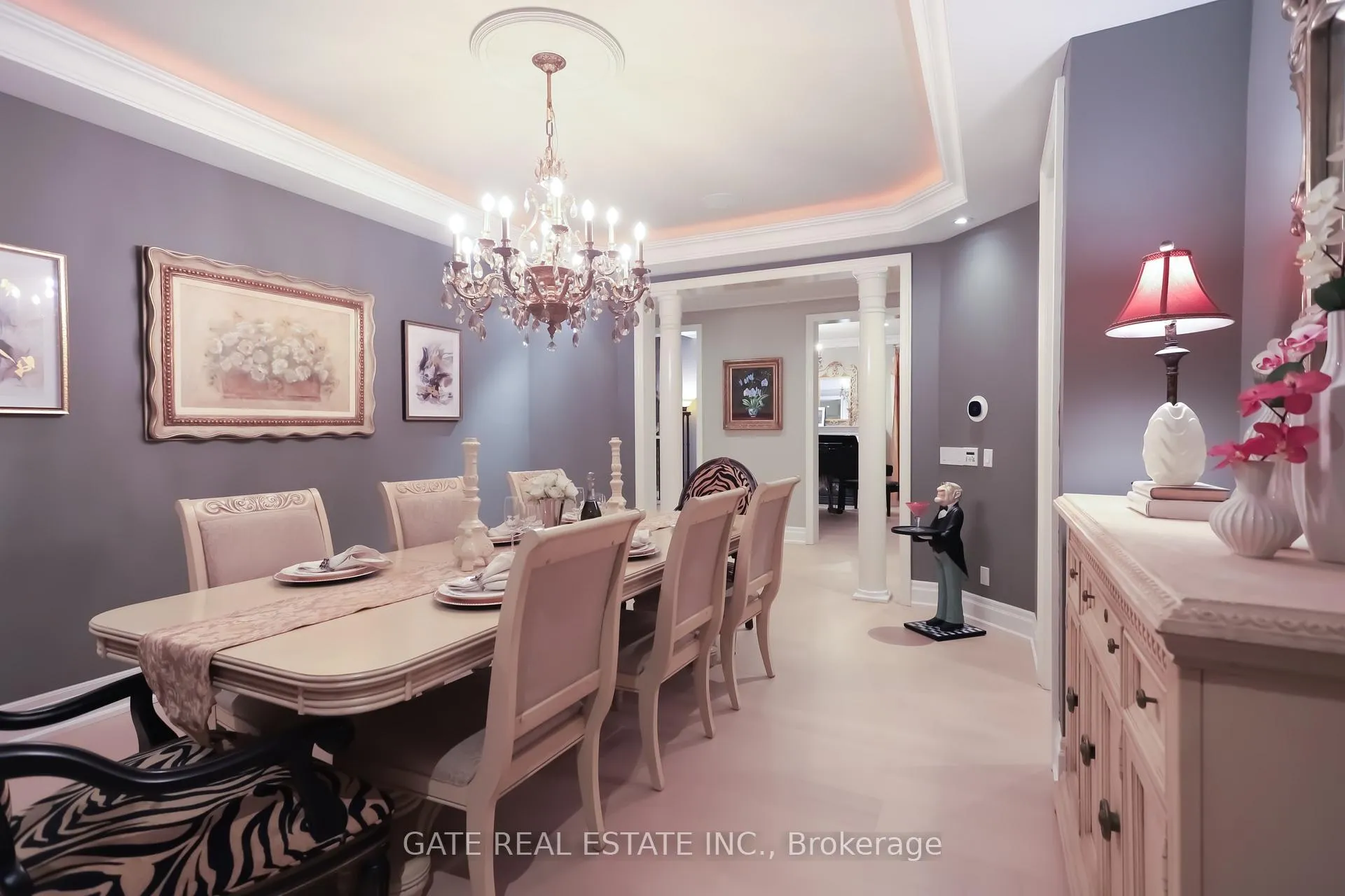 Photo 9 of 2 Ormsby Court, Richmond Hill, Bayview Hill — HOMEH