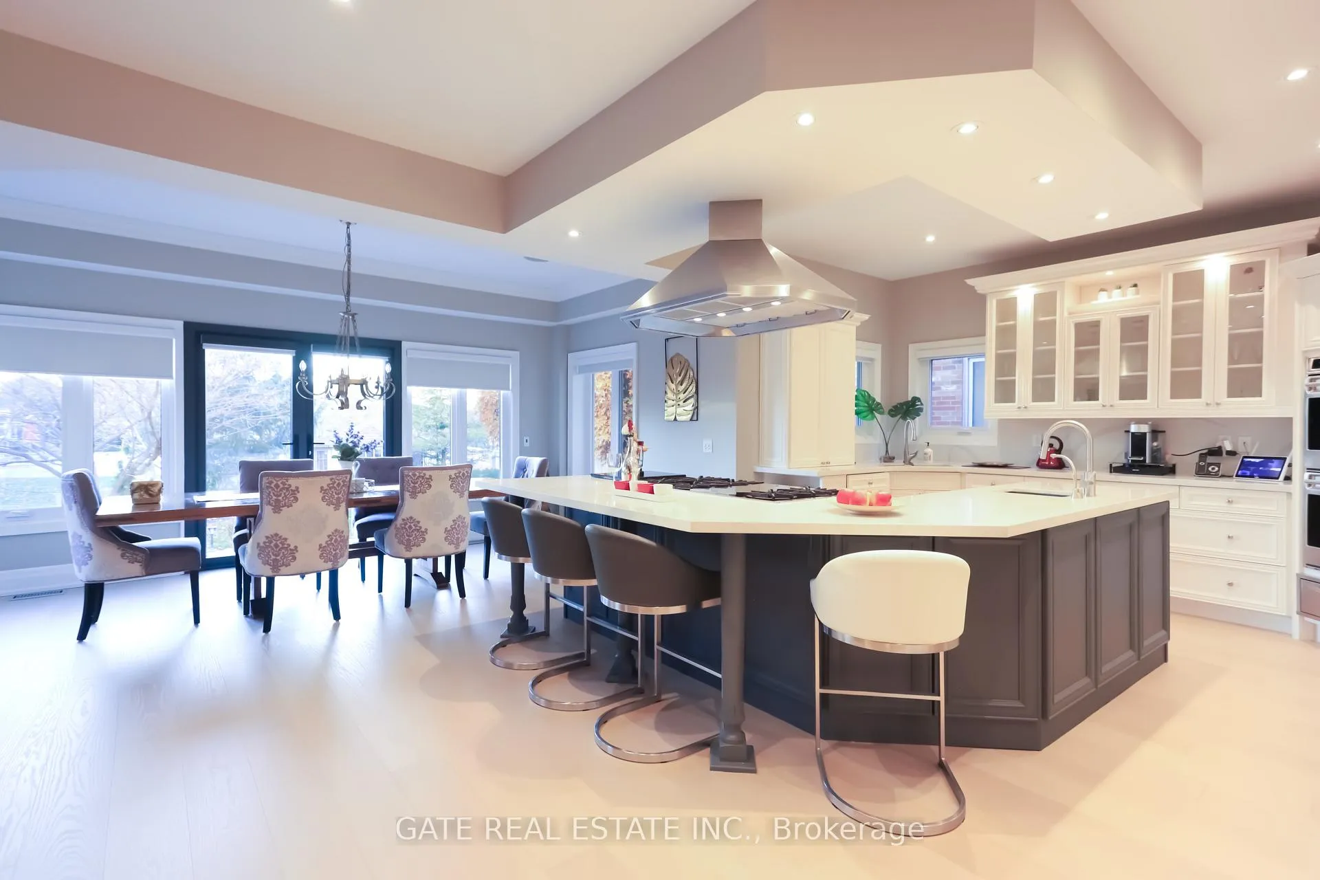 Photo 14 of 2 Ormsby Court, Richmond Hill, Bayview Hill — HOMEH