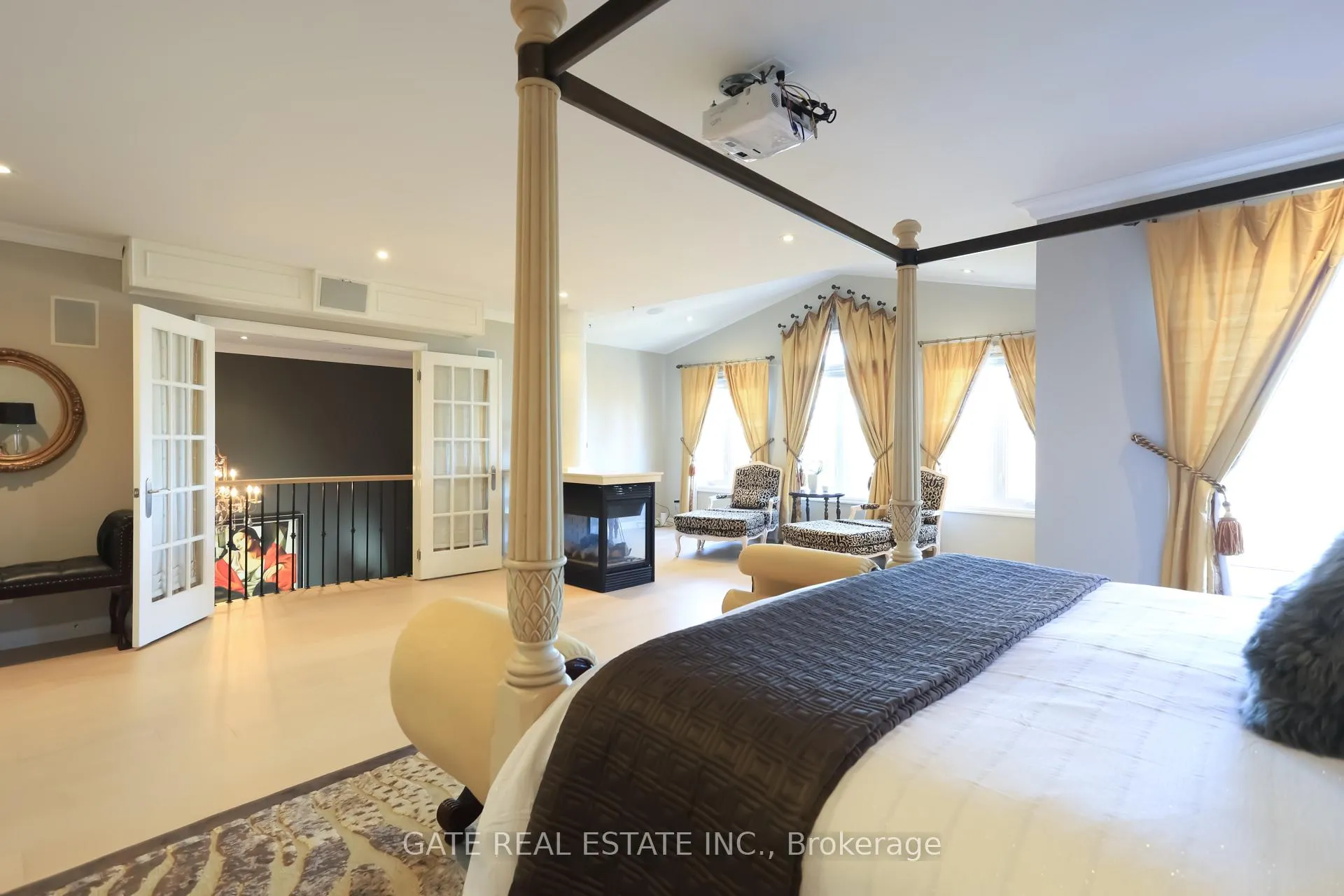 Photo 27 of 2 Ormsby Court, Richmond Hill, Bayview Hill — HOMEH