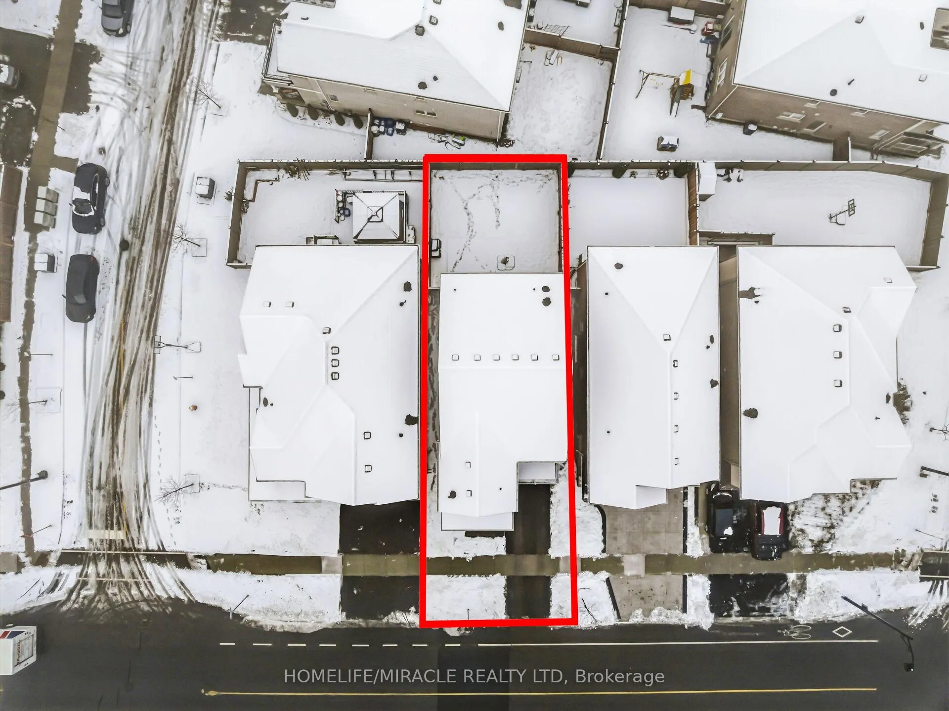 Photo 4 of 1344 Rose Way, Milton, Cobban — HOMEH