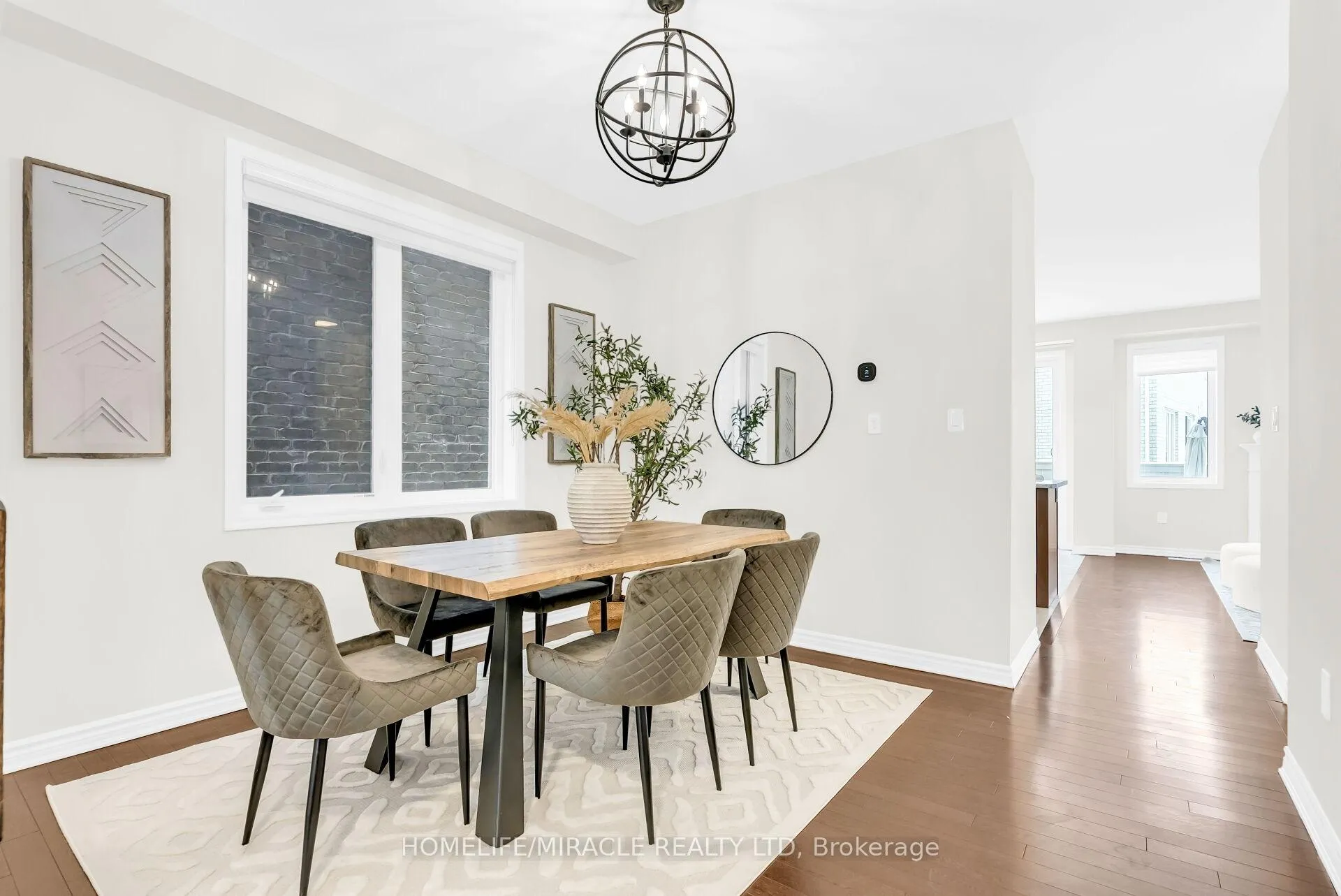 Photo 9 of 1344 Rose Way, Milton, Cobban — HOMEH