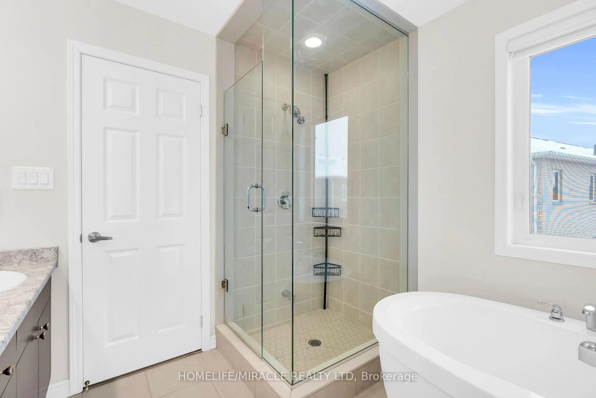 Photo 23 of 1344 Rose Way, Milton, Cobban — HOMEH