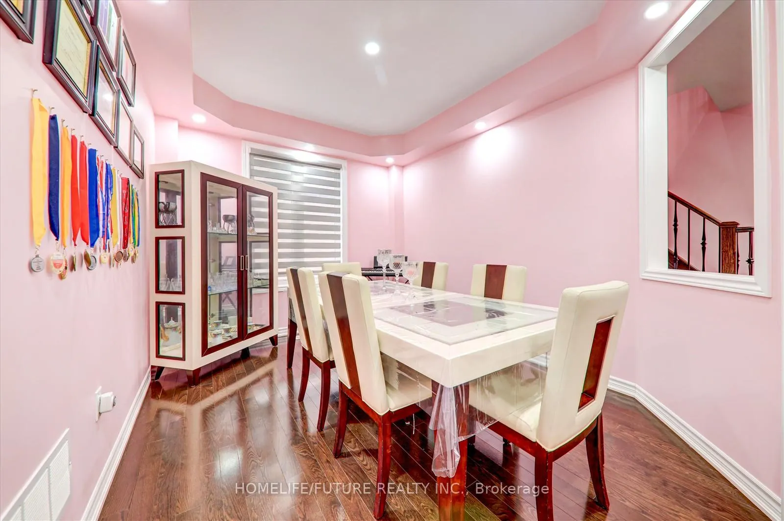Photo 15 of 30 Willoughby Place, Clarington, Bowmanville — HOMEH