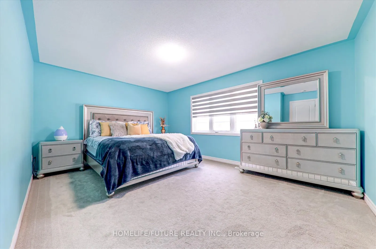 Photo 19 of 30 Willoughby Place, Clarington, Bowmanville — HOMEH