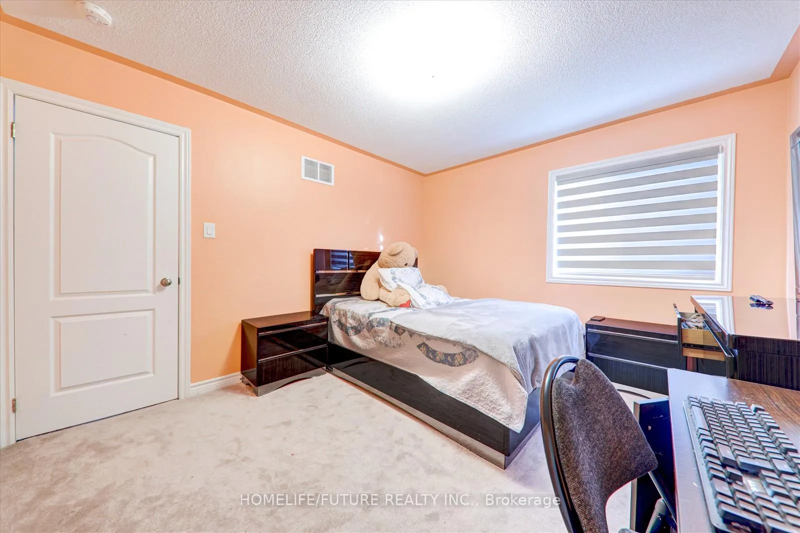 Photo 29 of 30 Willoughby Place, Clarington, Bowmanville — HOMEH