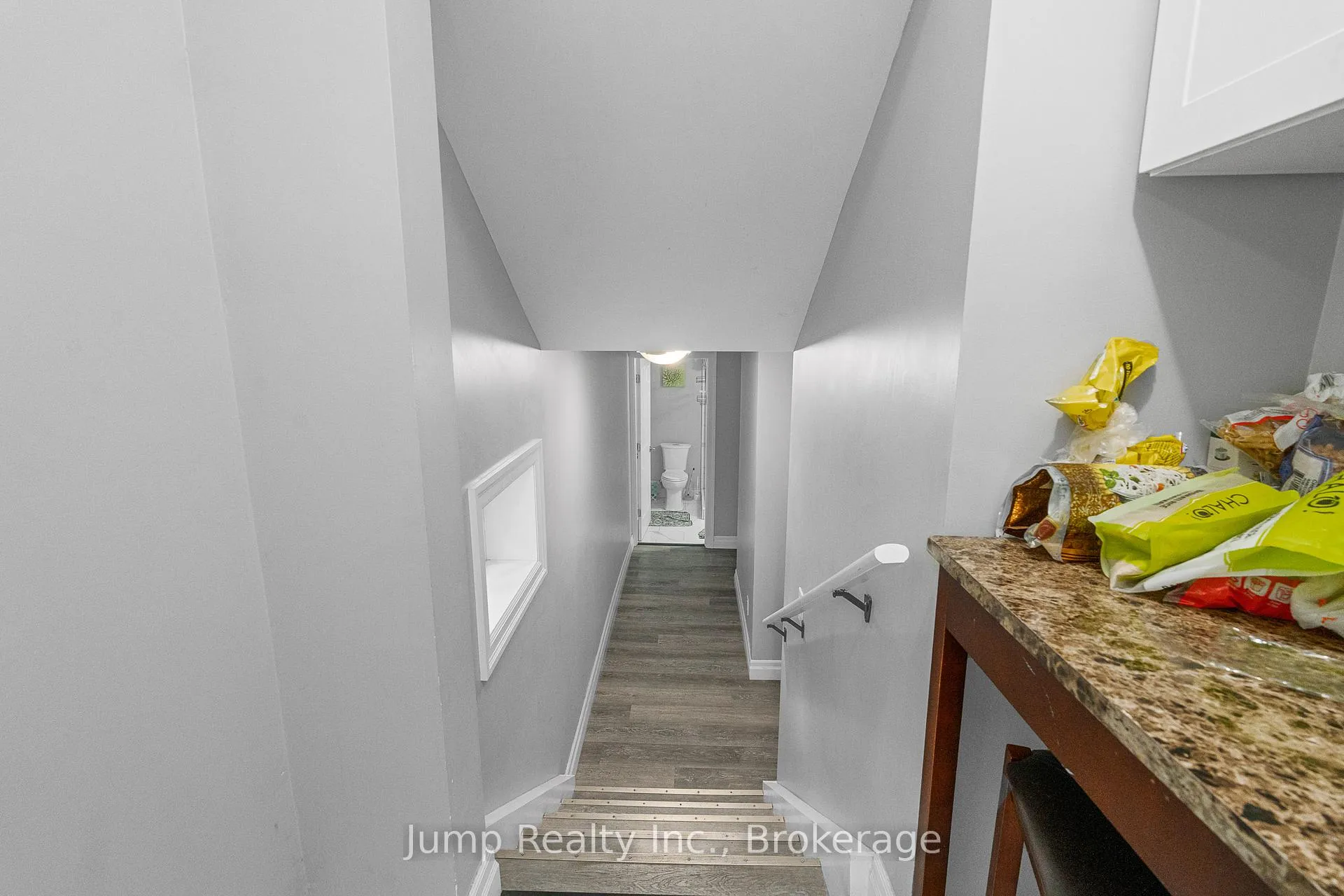 Photo 17 of 568 Tournier Street, Windsor — HOMEH