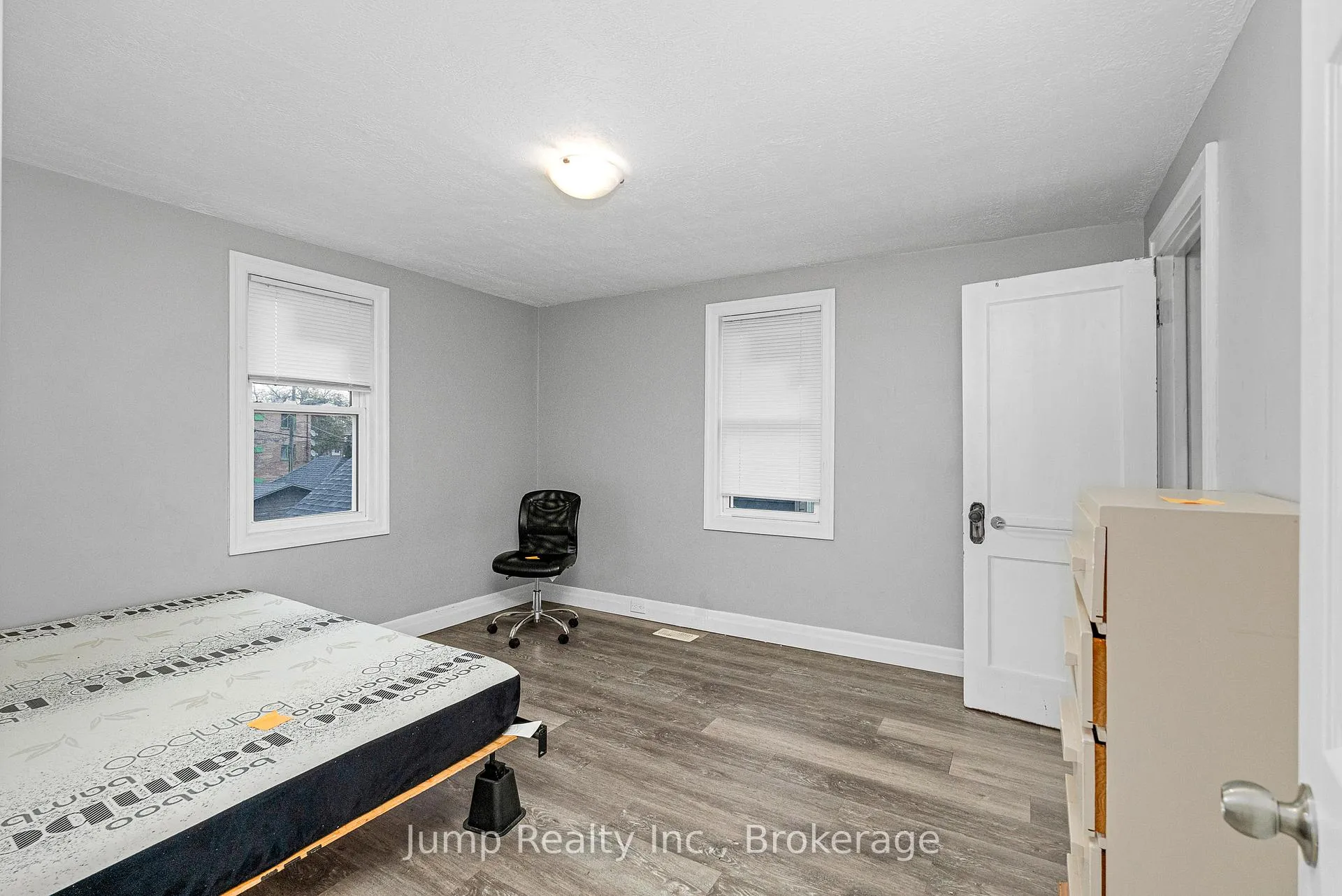Photo 21 of 568 Tournier Street, Windsor — HOMEH
