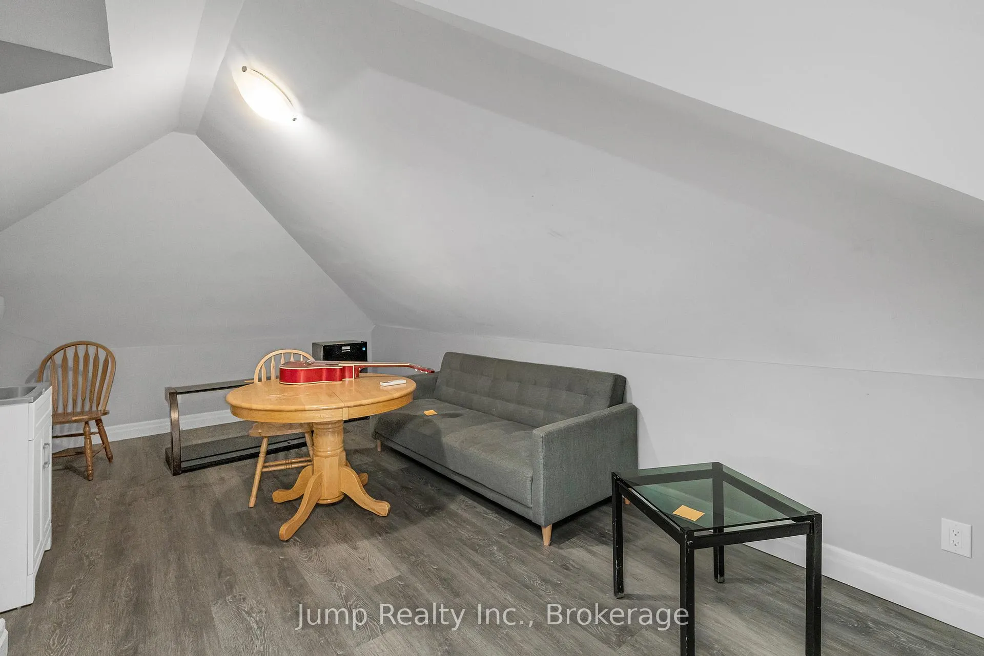 Photo 24 of 568 Tournier Street, Windsor — HOMEH