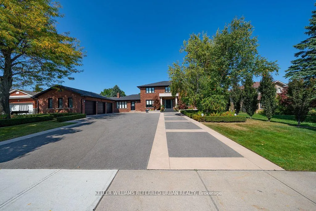Photo 2 of 68 Findlay Avenue, King, King City — HOMEH