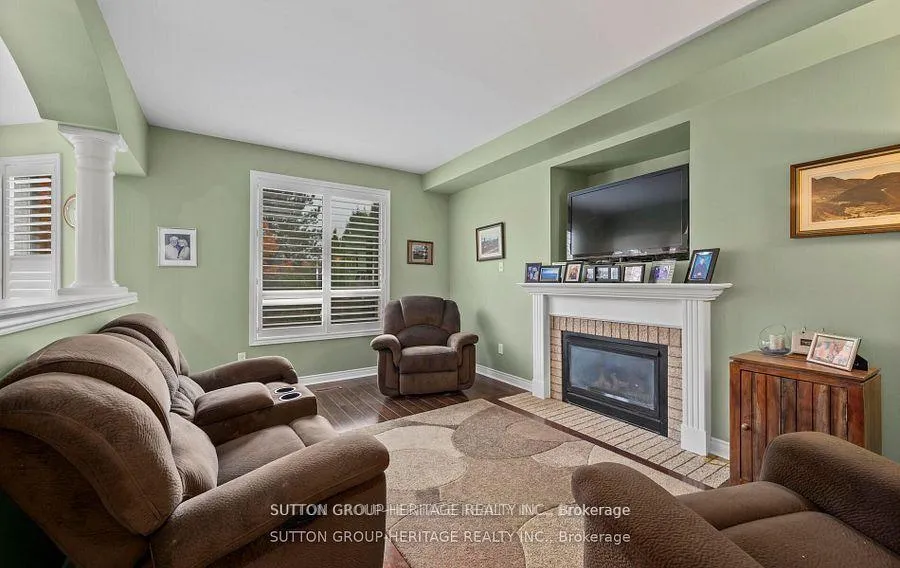 Photo 7 of 2330 Southcott Road, Pickering, Brock Ridge — HOMEH