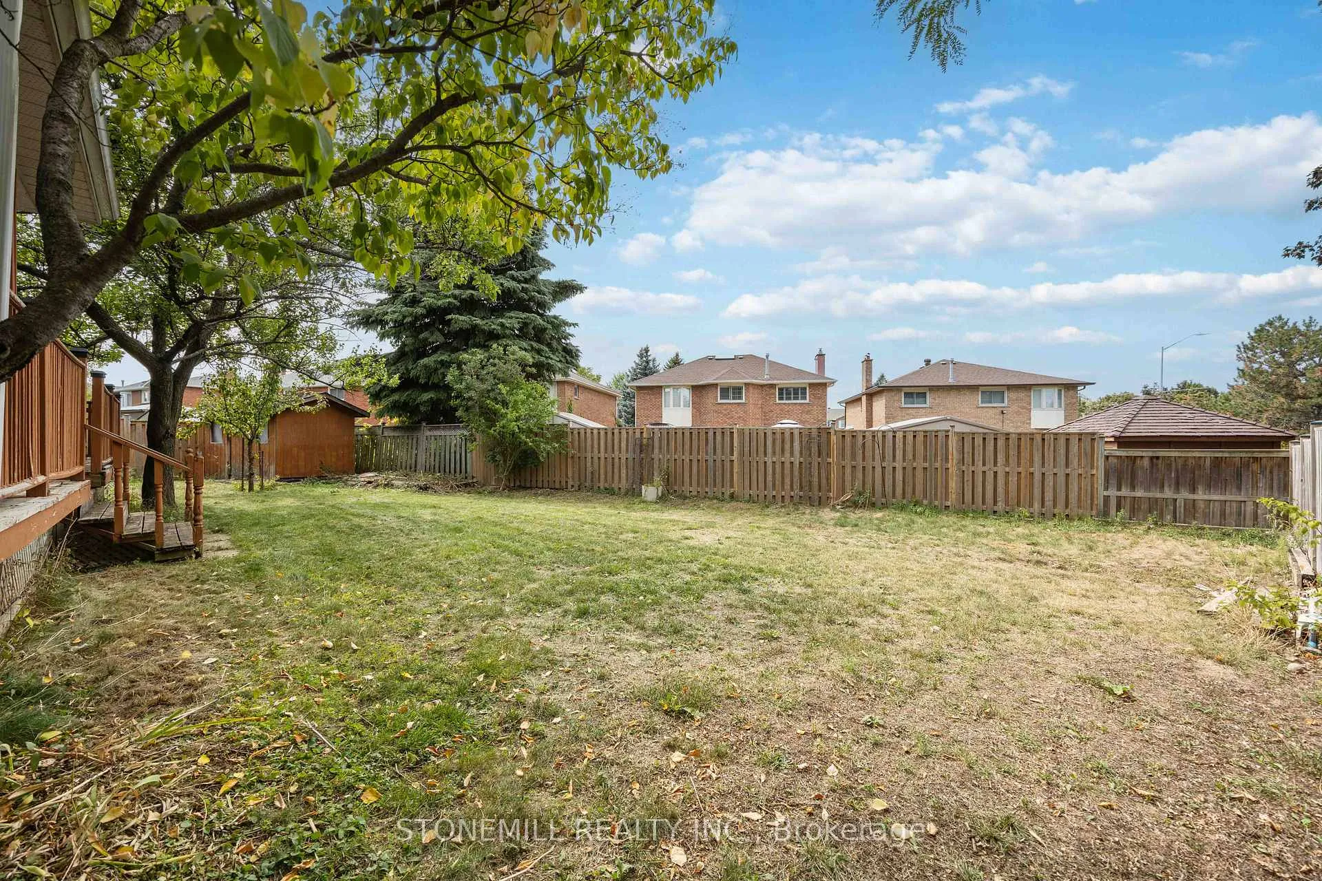 Photo 32 of 24 Soho Crescent, Markham, Markville — HOMEH