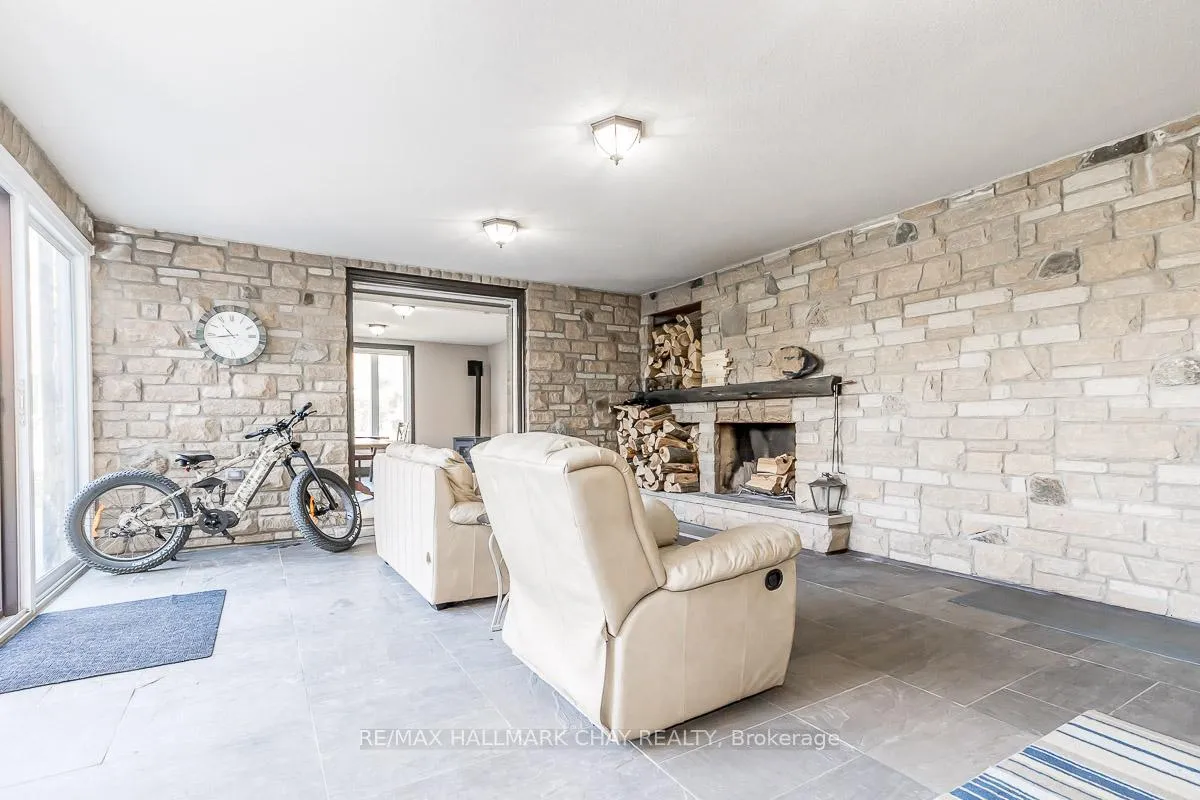 Photo 32 of 8770 Highway 9 Road, New Tecumseth, Rural New Tecumseth — HOMEH