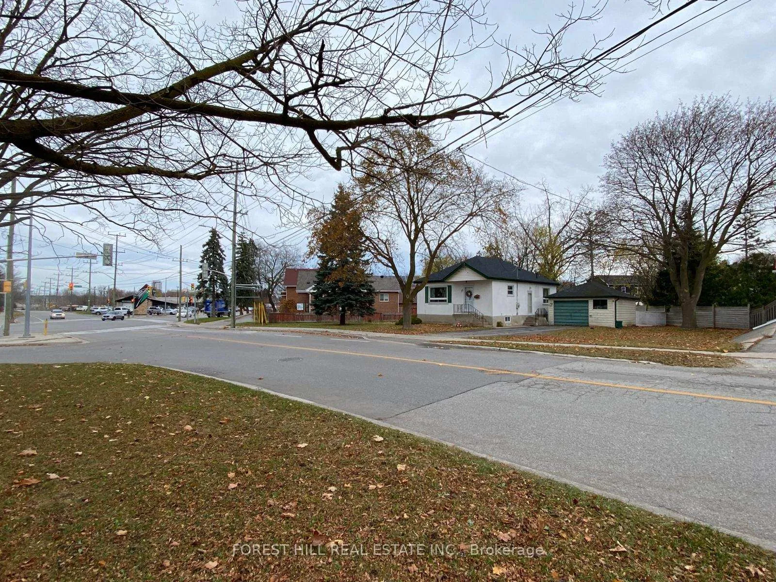 Photo 2 of 321 Innisfil Street, Barrie, Allandale — HOMEH