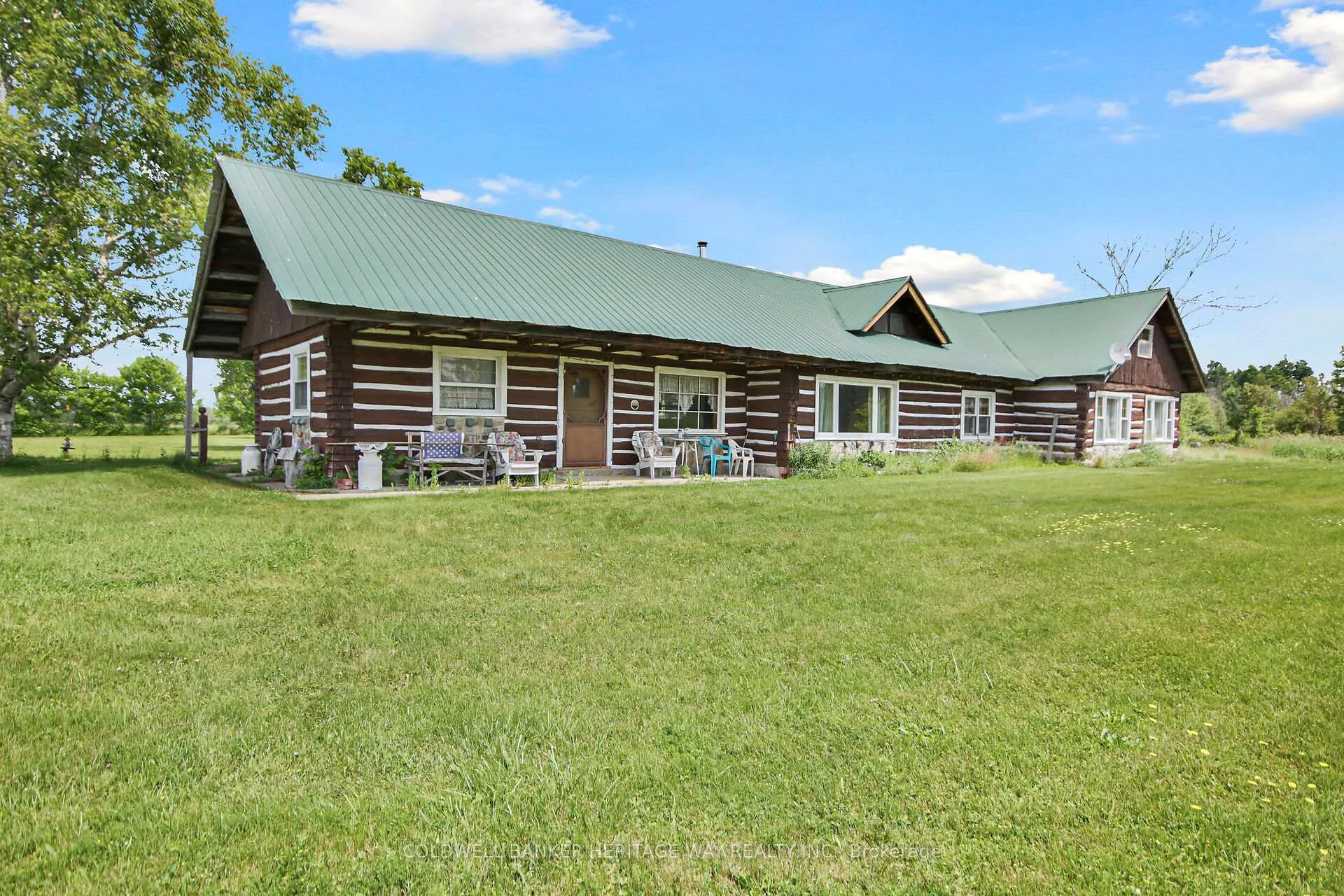 Photo 2 of 956 Kidd Road, Beckwith, Beckwith Twp — HOMEH