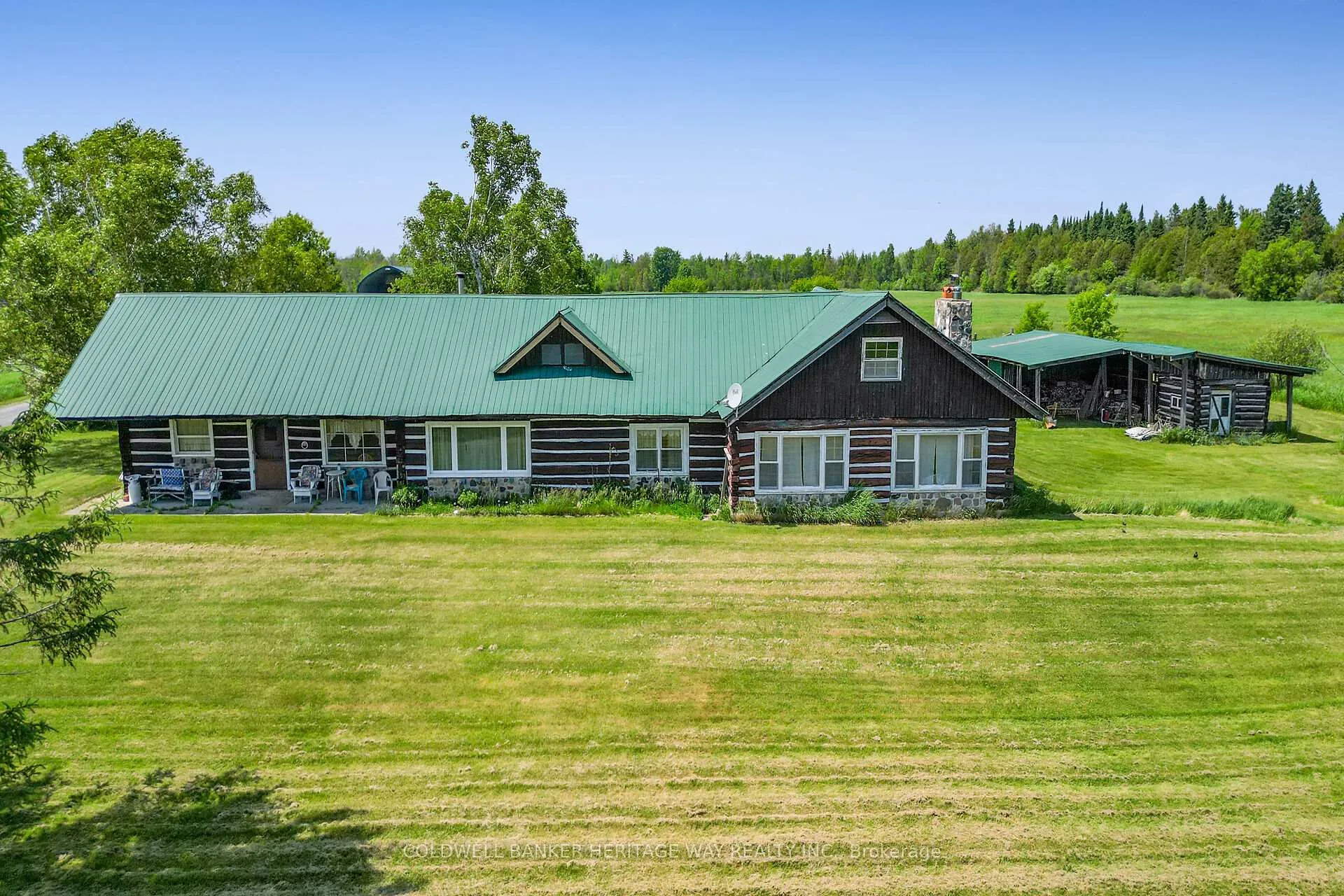 Photo 3 of 956 Kidd Road, Beckwith, Beckwith Twp — HOMEH