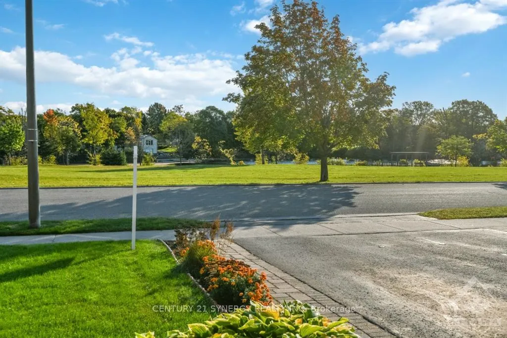 Photo 7 of 232 River Street, Gananoque — HOMEH